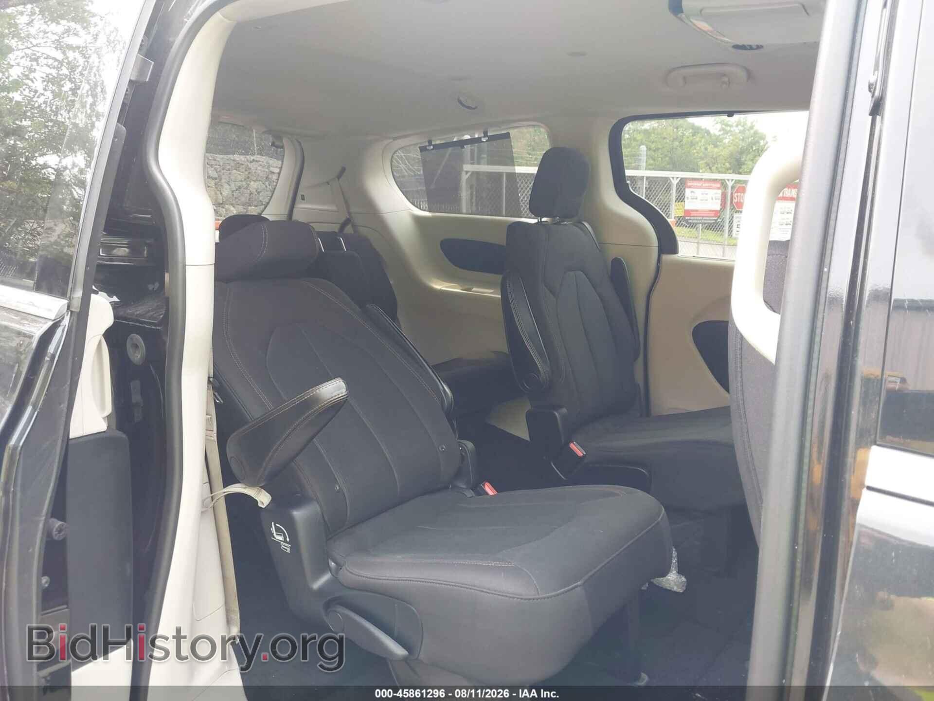 2017 CHRYSLER PACIFICA - VIN: 2C4RC1BG0HR803455 - Photo 8