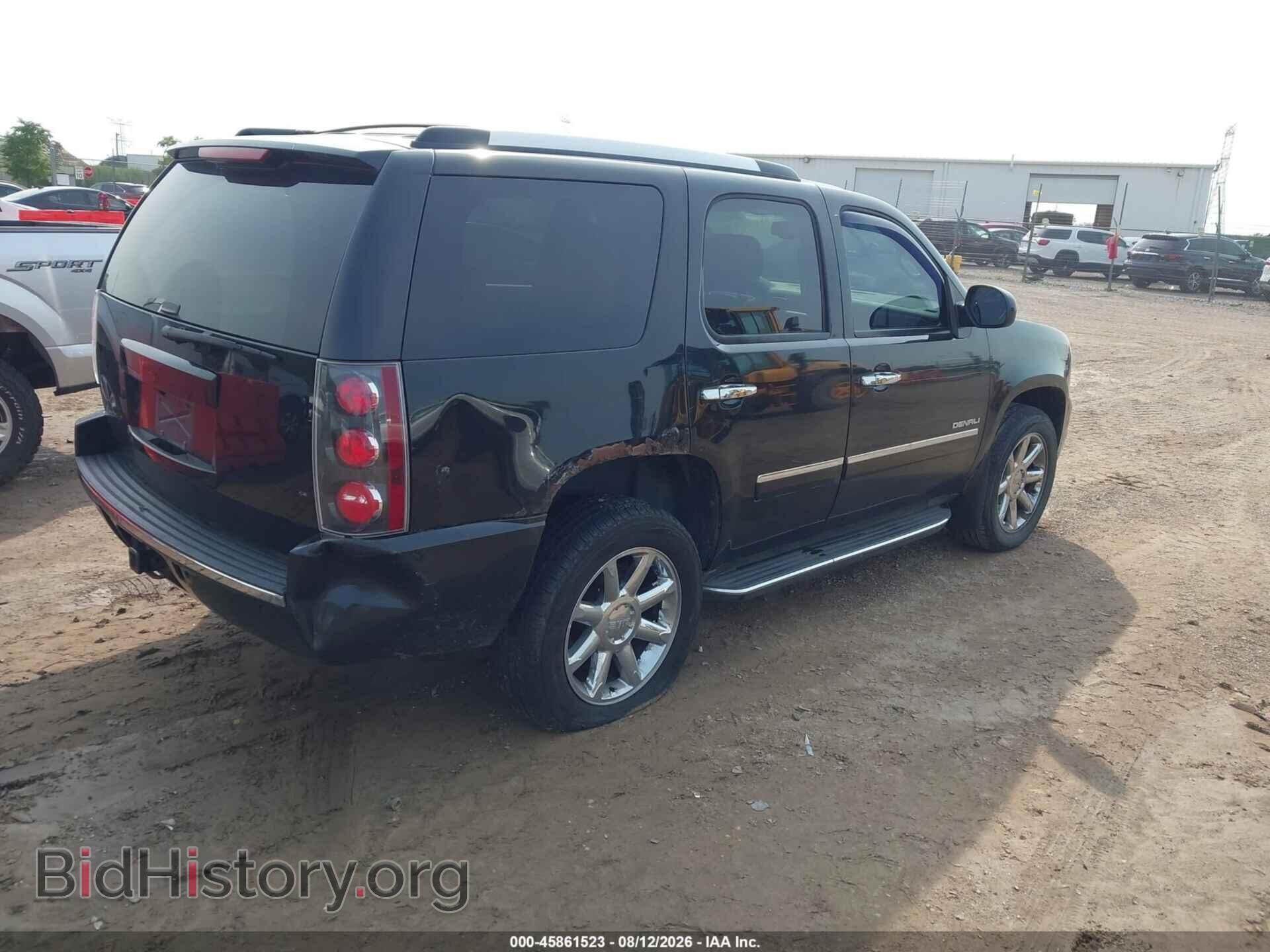 2011 GMC YUKON - VIN: 1GKS2EEF3BR286233 - Photo 4