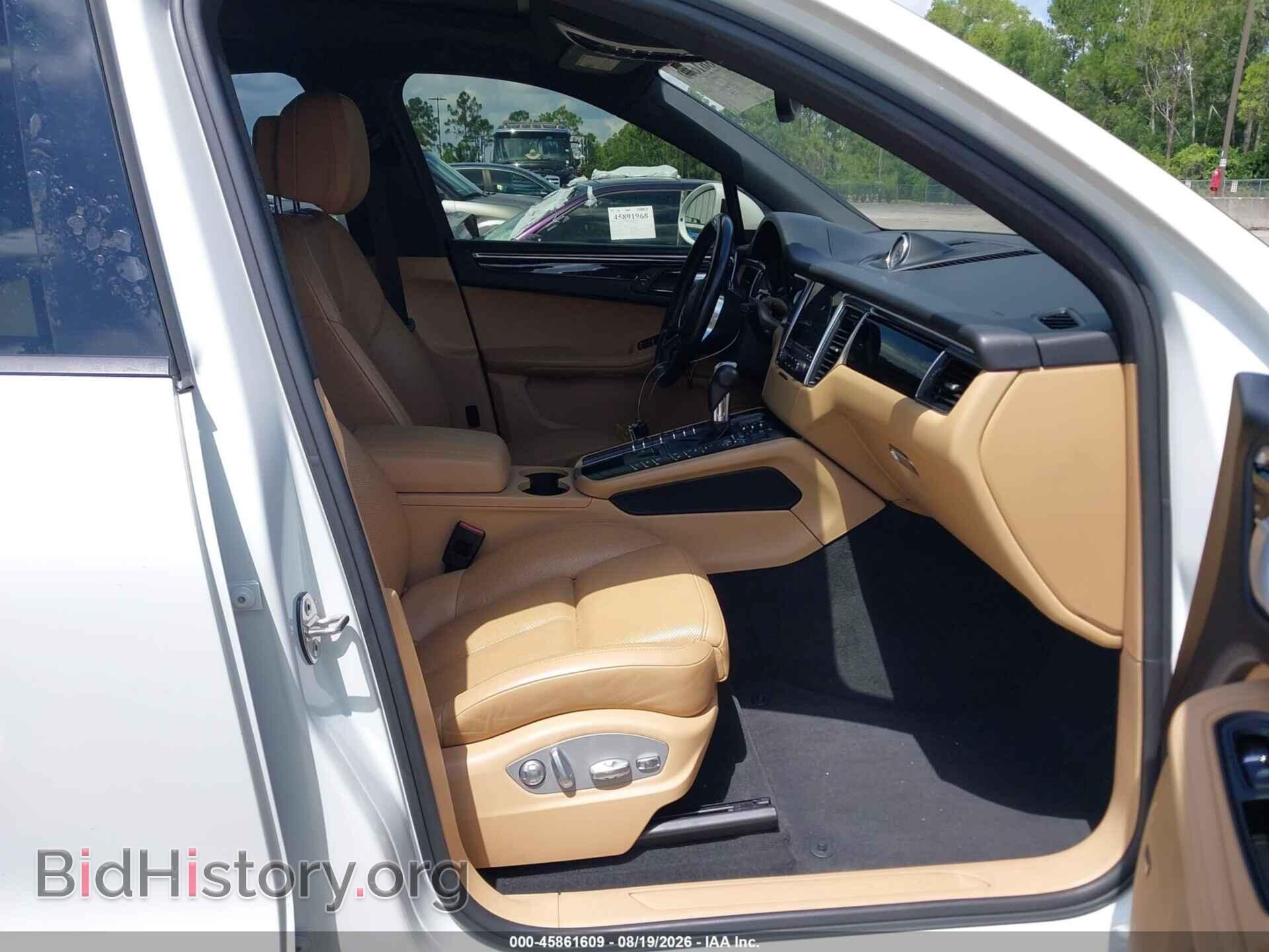2017 PORSCHE MACAN - VIN: WP1AA2A52HLB81442 - Photo 5