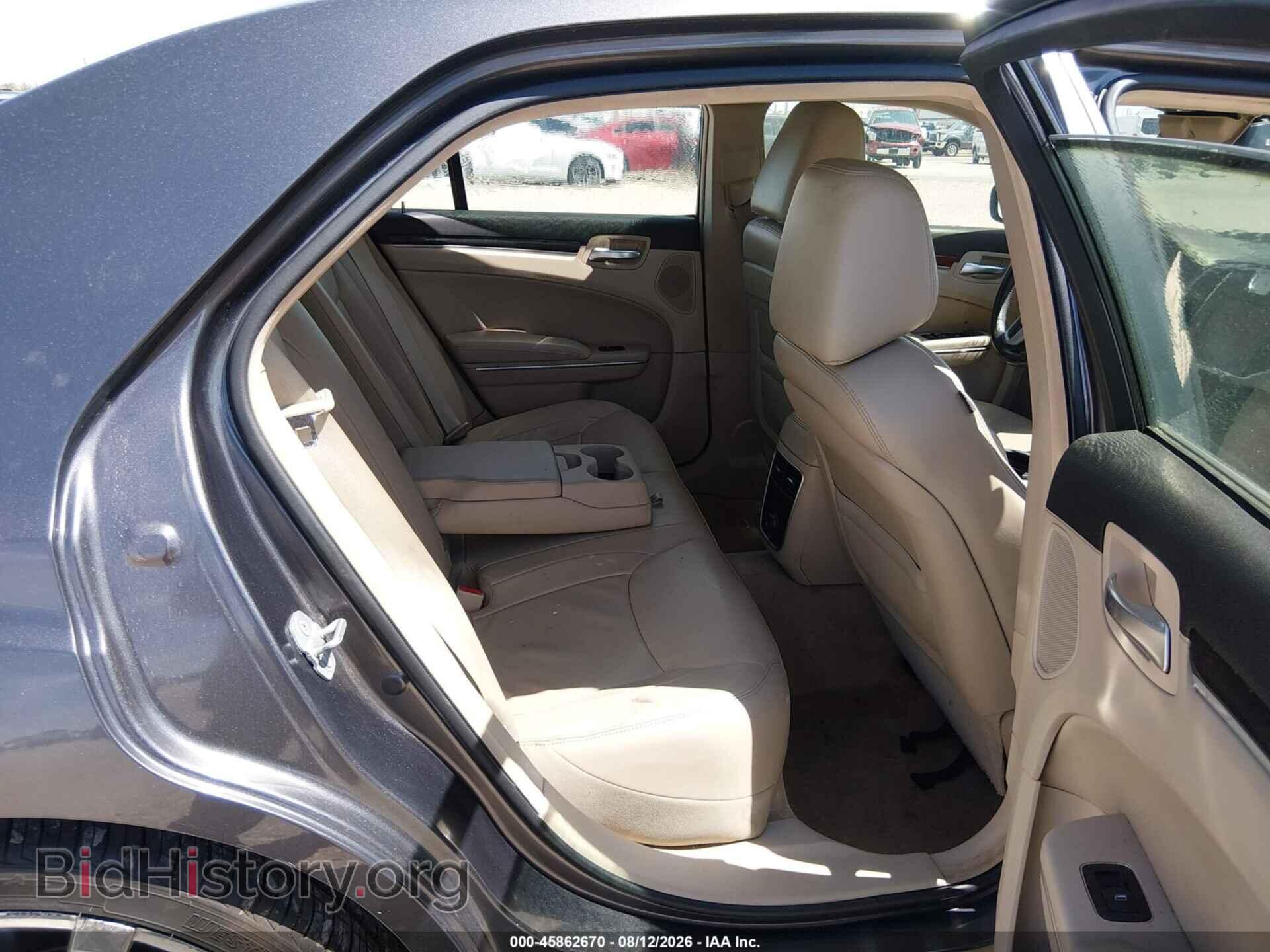 2014 CHRYSLER 300 - VIN: 2C3CCAAG2EH376454 - Photo 8