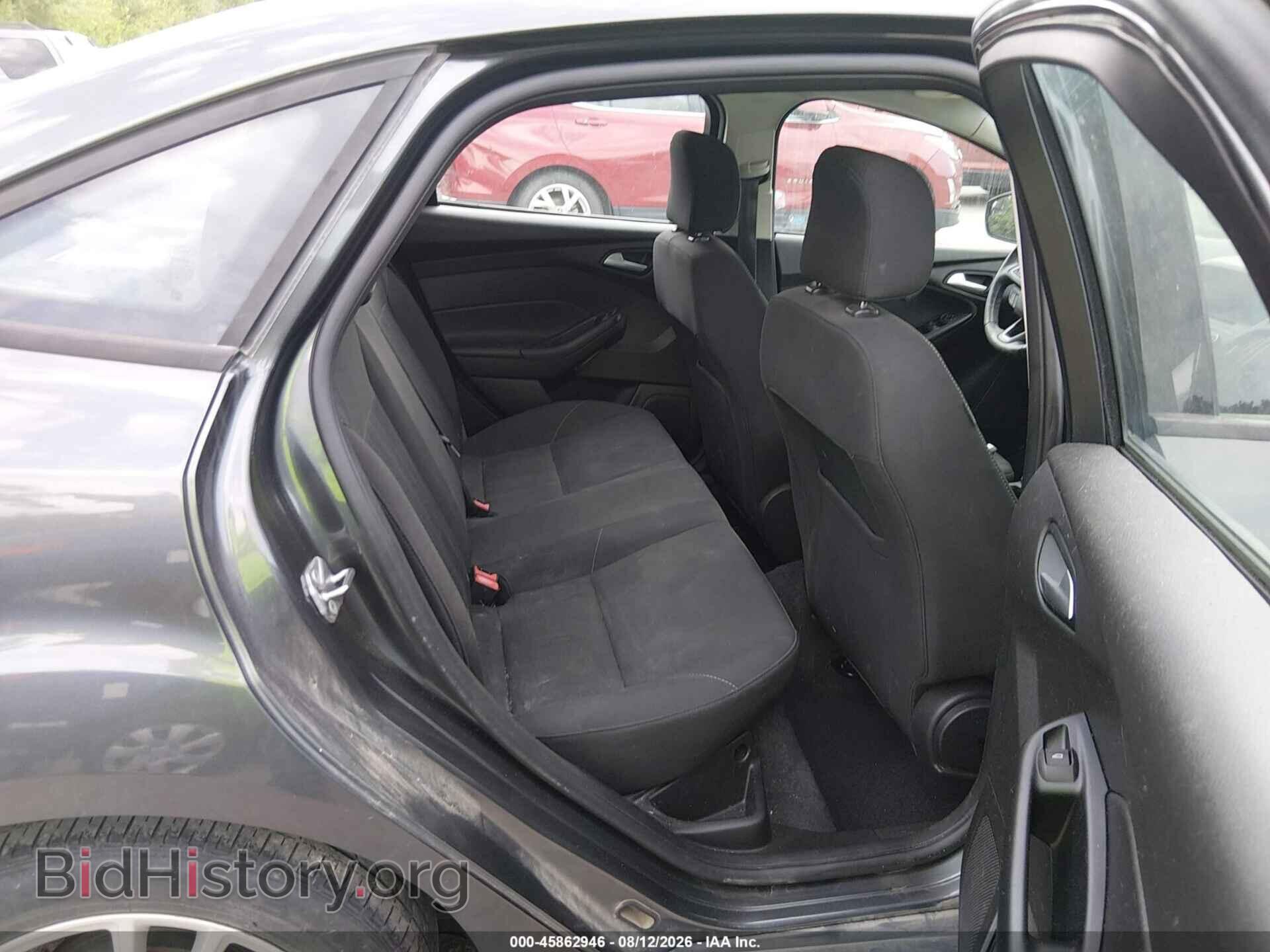 2017 FORD FOCUS - VIN: 1FADP3F25HL221875 - Photo 8