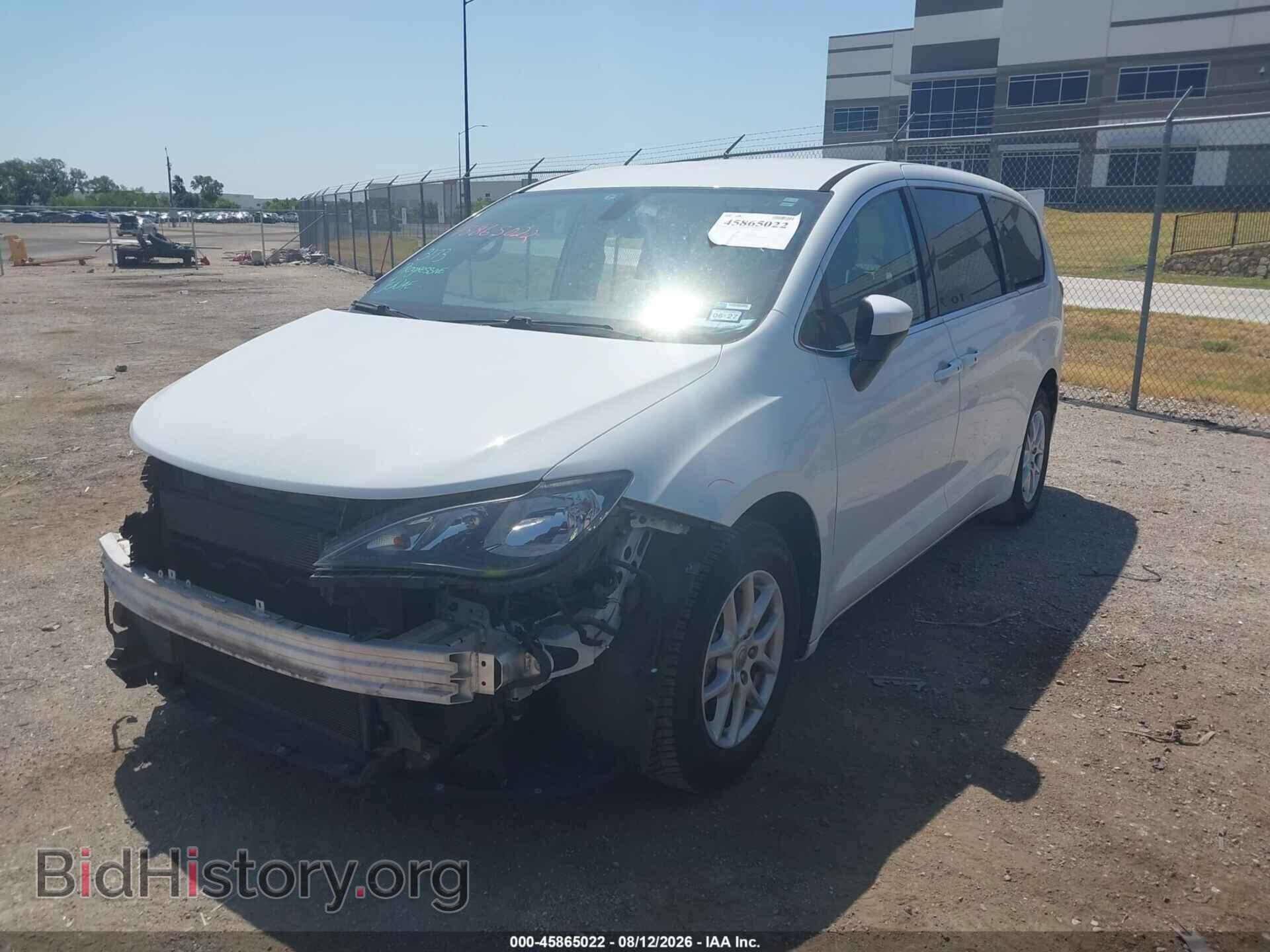 2017 CHRYSLER PACIFICA - VIN: 2C4RC1DG6HR695033 - Photo 2