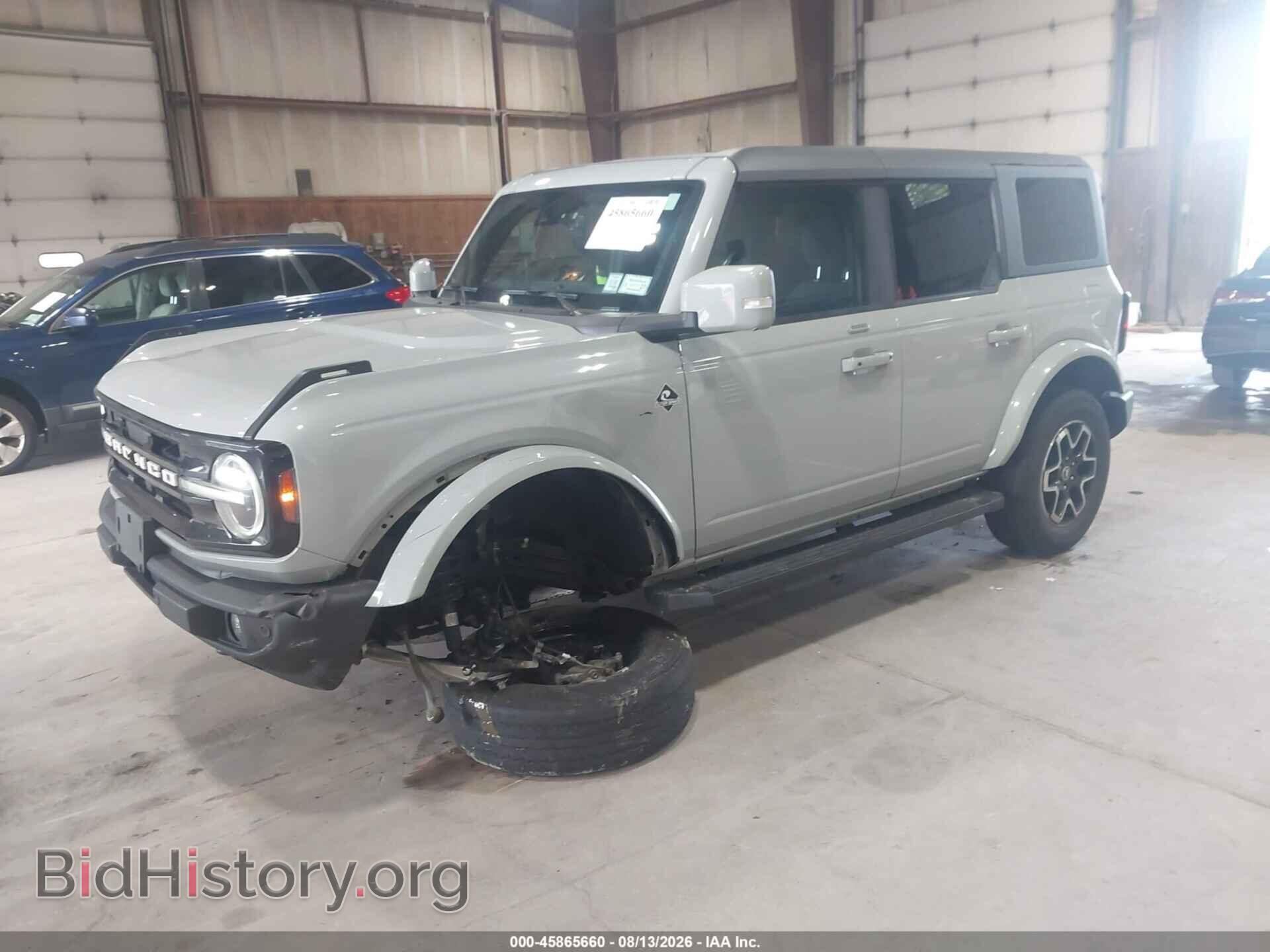 2023 FORD BRONCO - VIN: 1FMEE5BP7PLB48925 - Фото 2