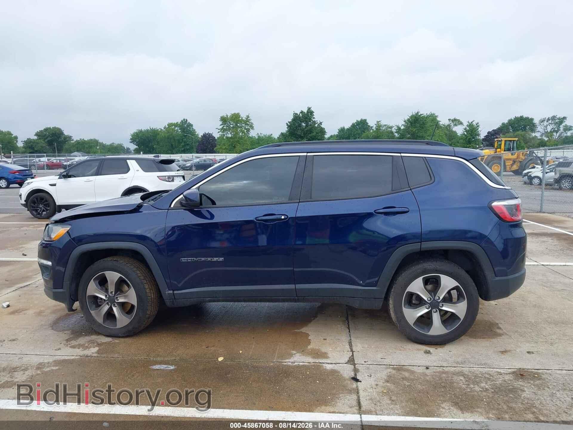 2018 Jeep COMPASS (VIN 3C4NJDBB5JT132054) — photo 14 of 16