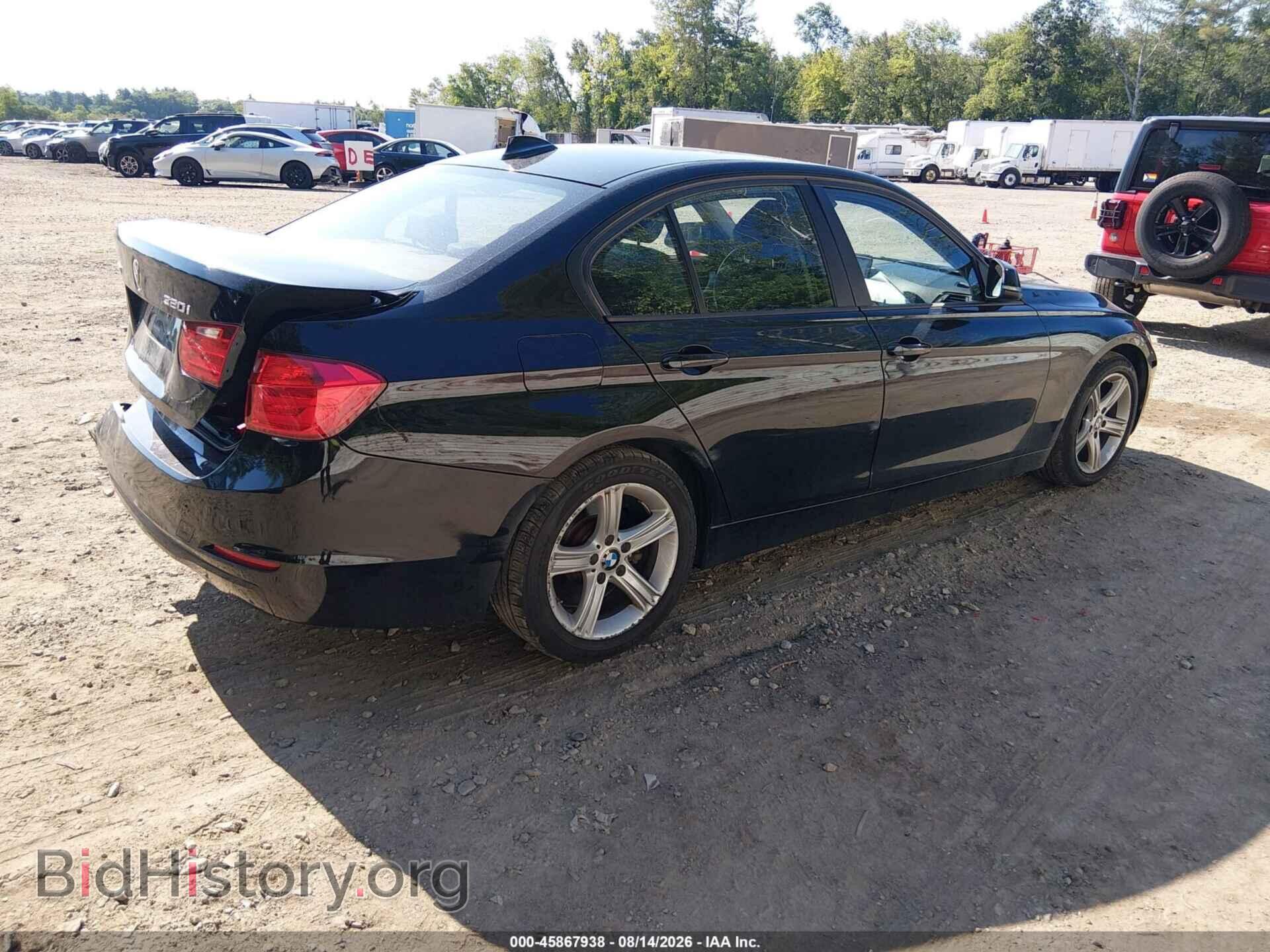 2013 BMW 320I - VIN: WBA3C3C59DF146524 - Фото 4