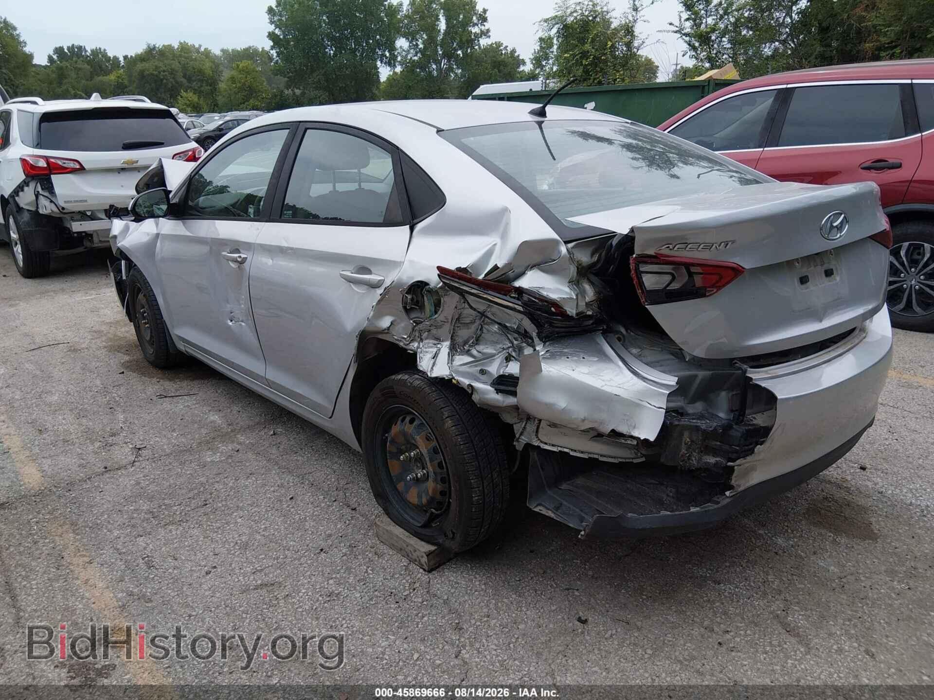 2019 HYUNDAI ACCENT - VIN: 3KPC24A34KE061109 - Фото 3