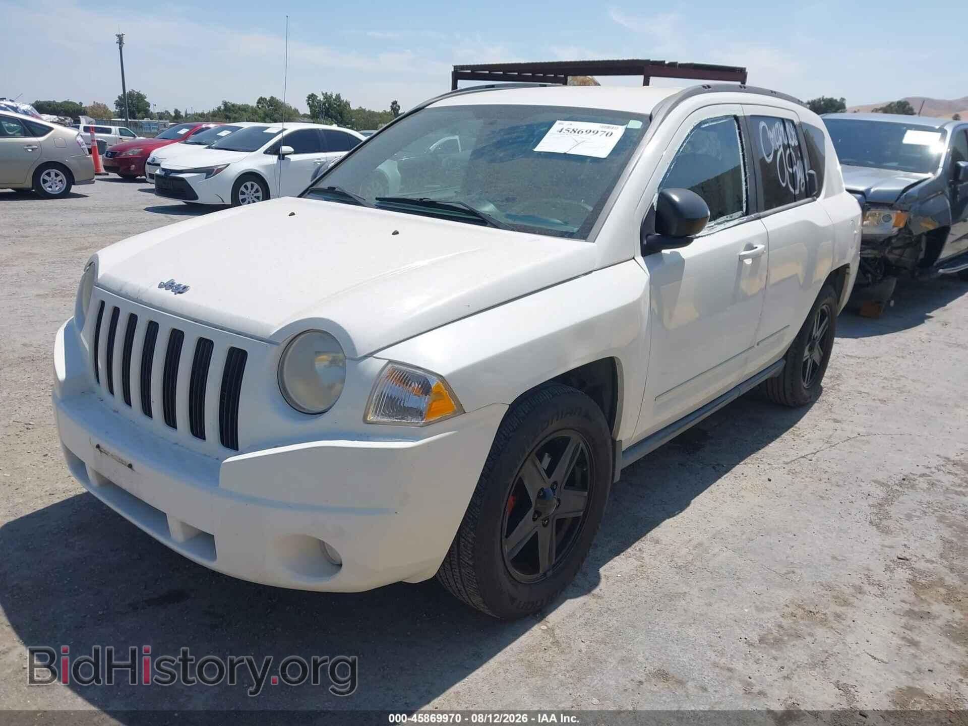 2010 JEEP COMPASS - VIN: 1J4NT4FB6AD601916 - Фото 2