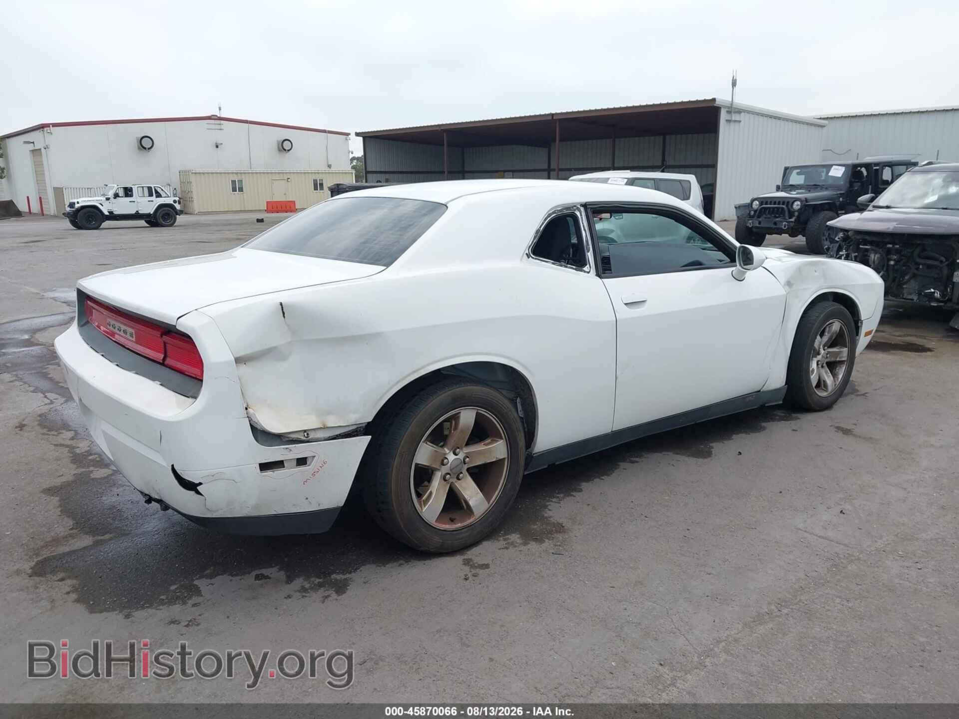 2014 DODGE CHALLENGER - VIN: 2C3CDYAG1EH294575 - Фото 4