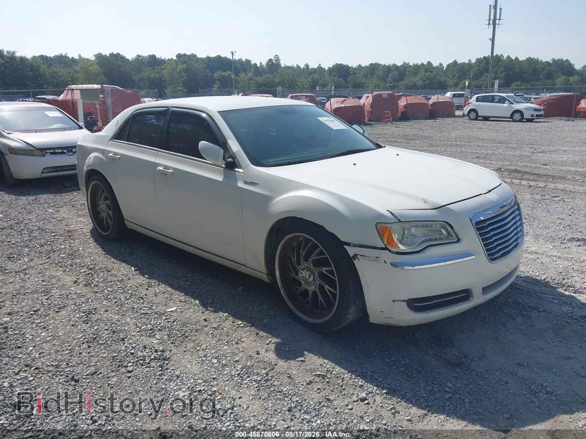 Фотография 2C3CCAAG8CH104617 - CHRYSLER 300 2012