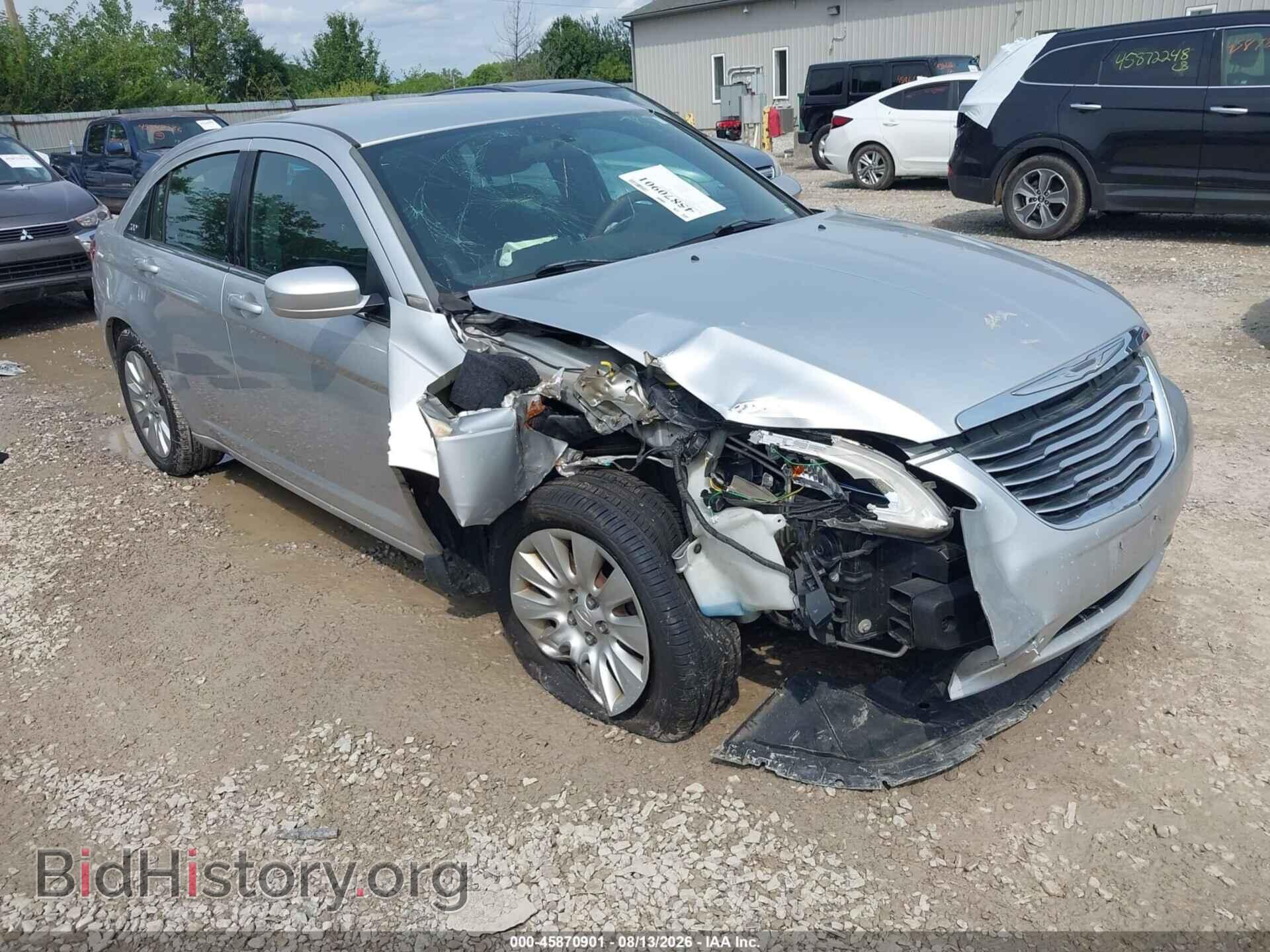 Фотография 1C3BC4FB0BN550972 - CHRYSLER 200 2011