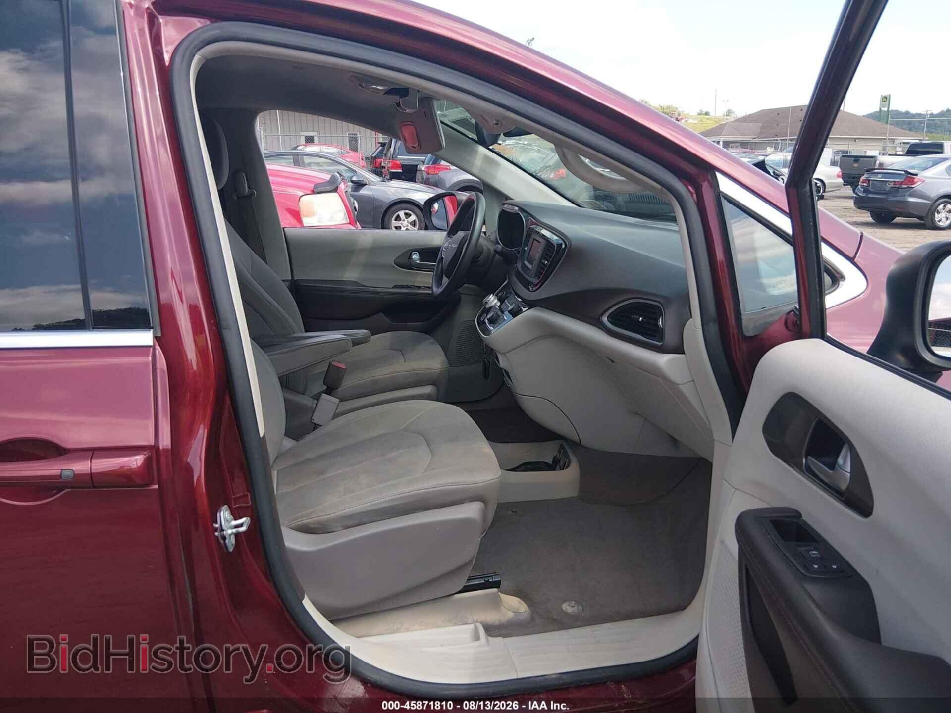 2017 CHRYSLER PACIFICA - VIN: 2C4RC1DG9HR519979 - Photo 5
