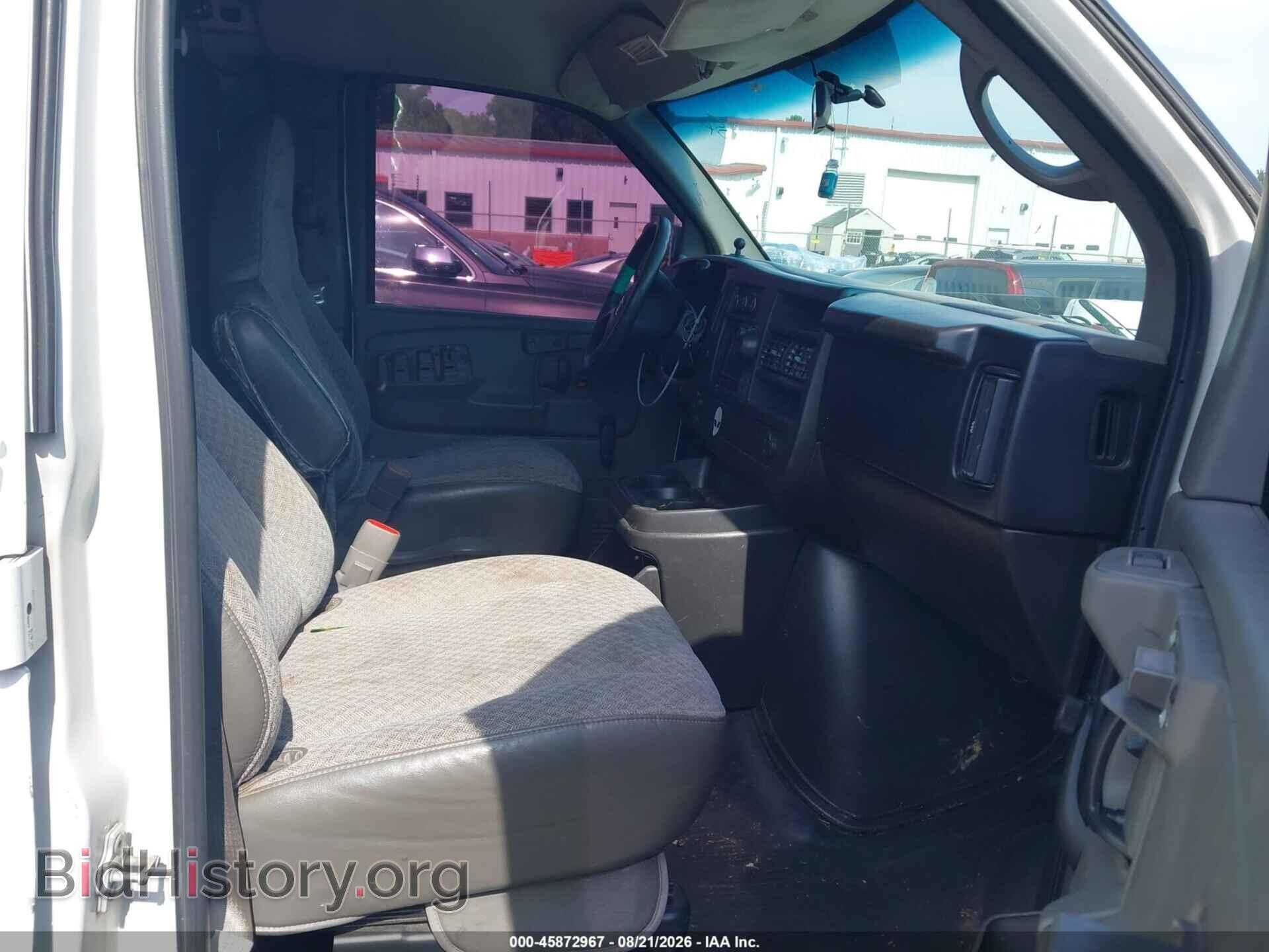 2008 CHEVROLET EXPRESS CARGO VAN - VIN: 1GCGG29C081181271 - Photo 5
