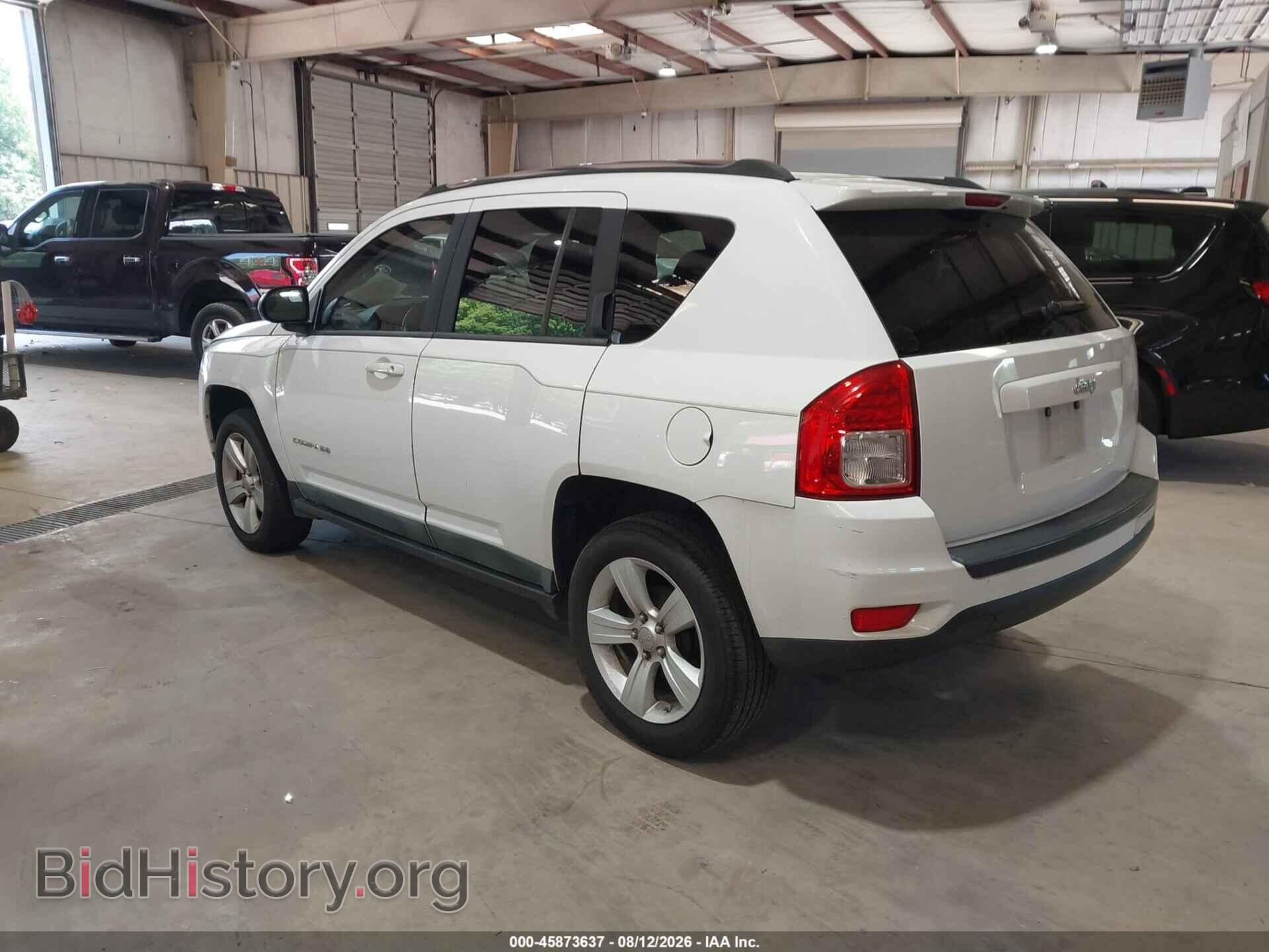 2011 JEEP COMPASS - VIN: 1J4NT1FA8BD271963 - Photo 3