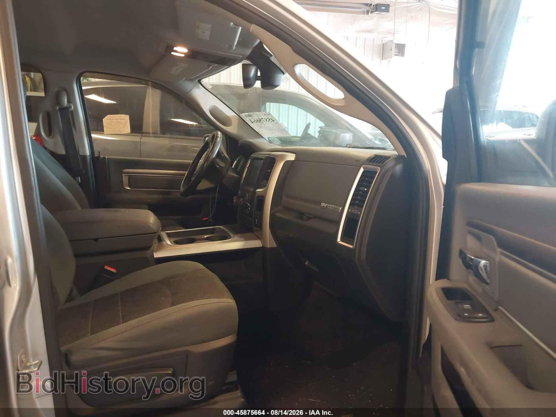2016 RAM 1500 - VIN: 3C6RR7LT3GG194872 - Фото 5