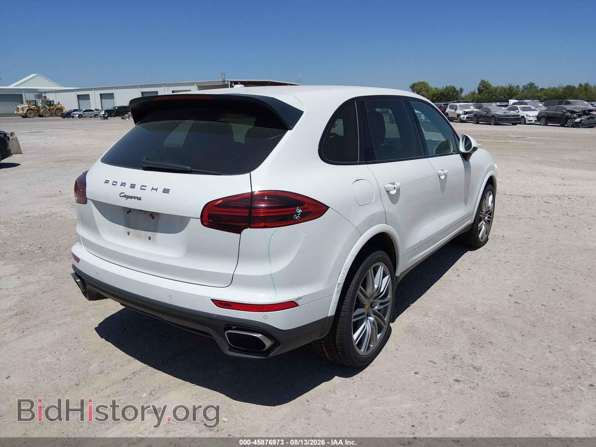 2017 PORSCHE CAYENNE - VIN: WP1AA2A23HKA90627 - Photo 4