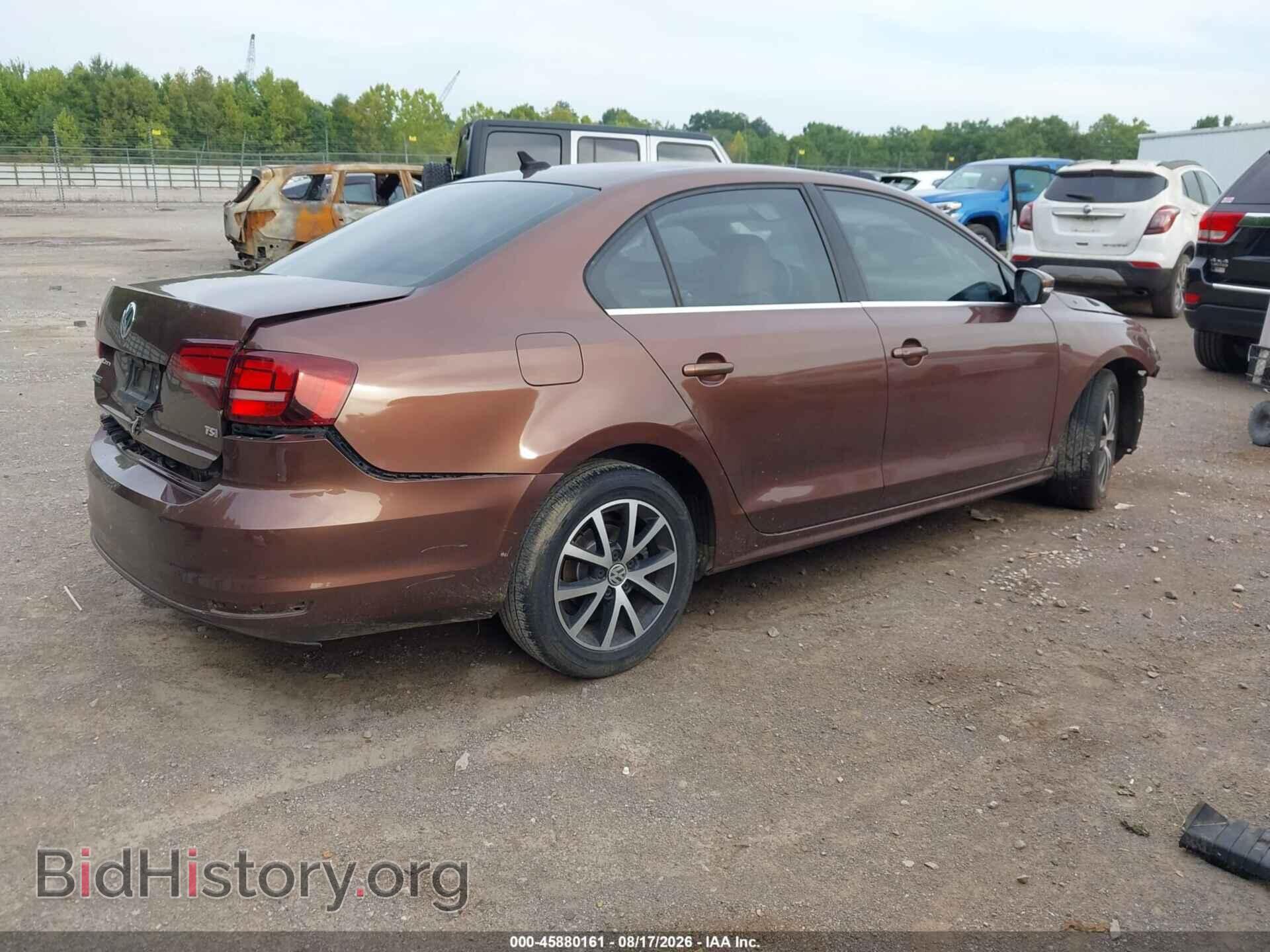 2017 VOLKSWAGEN JETTA - VIN: 3VWDB7AJ0HM277250 - Фото 4