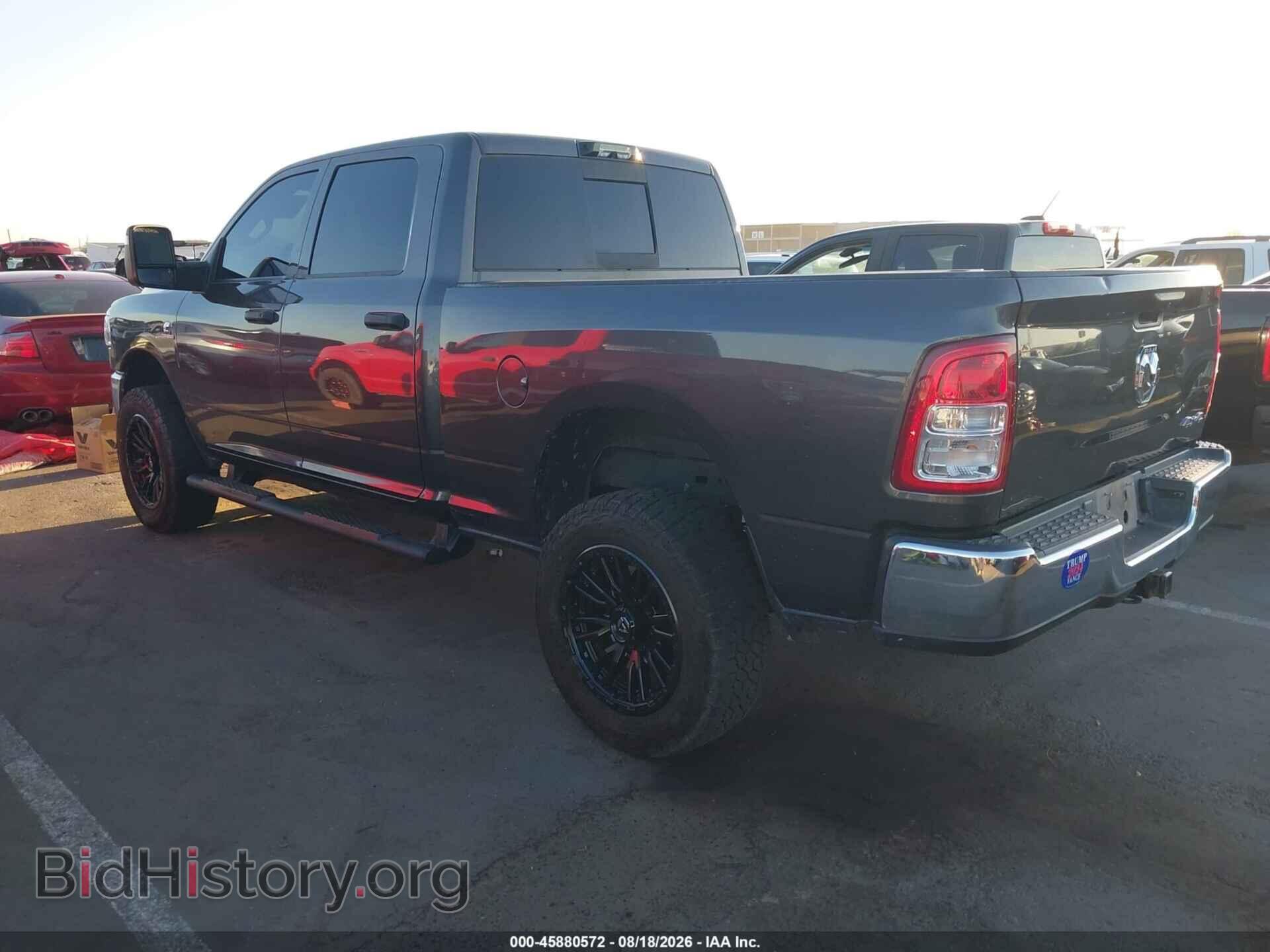 2024 RAM 2500 - VIN: 3C6UR5CL6RG218096 - Photo 3