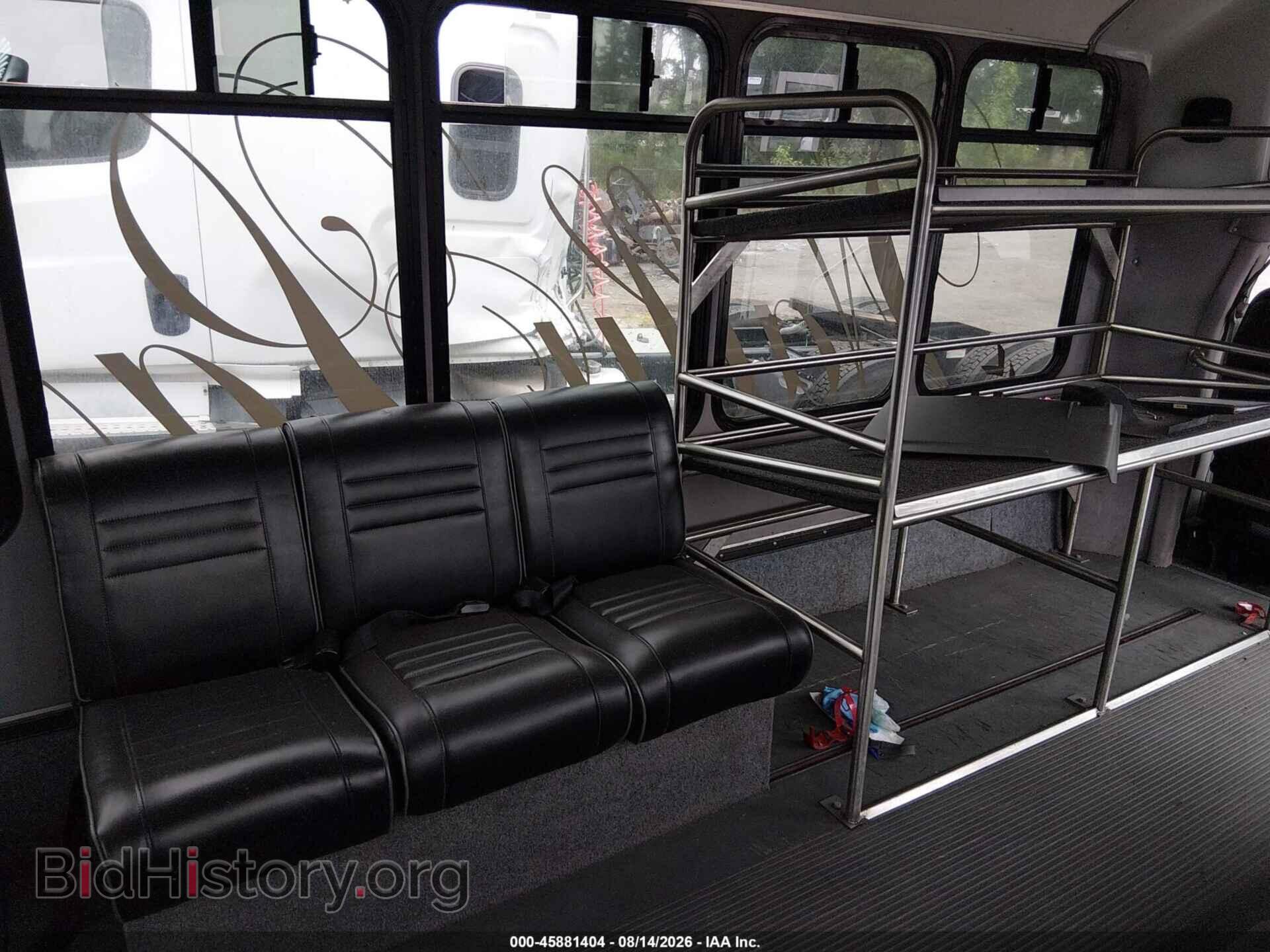 2011 FORD E-350 CUTAWAY - VIN: 1FDEE3FSXBDA14870 - Фото 19