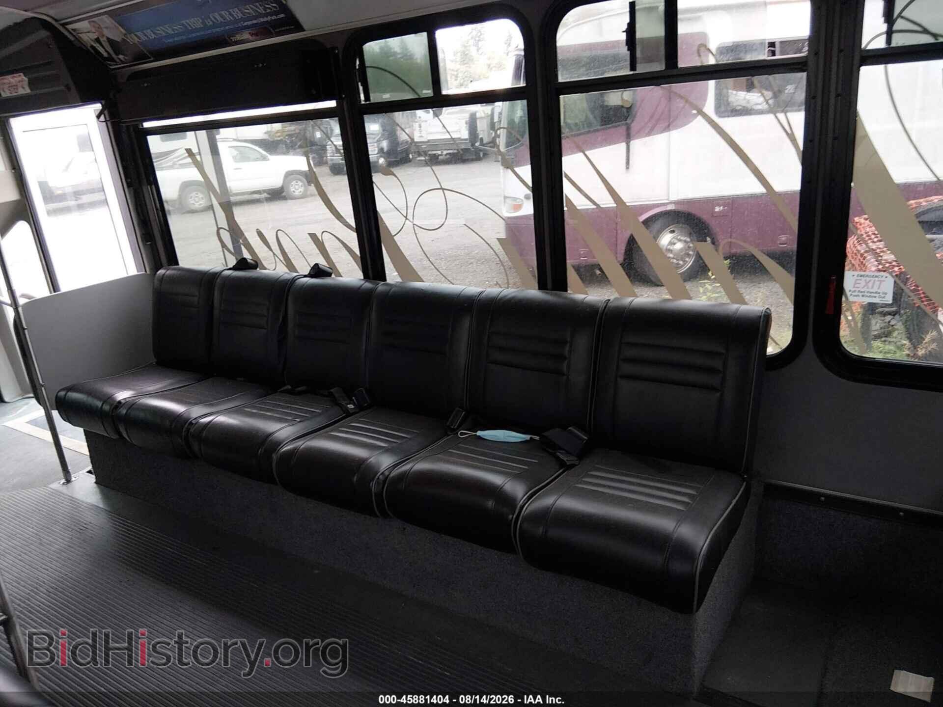 2011 FORD E-350 CUTAWAY - VIN: 1FDEE3FSXBDA14870 - Фото 20
