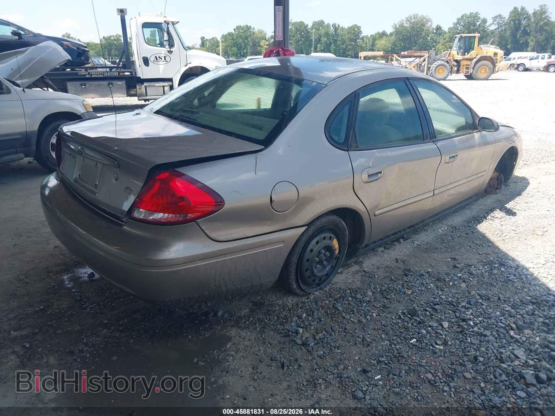 2007 FORD TAURUS - VIN: 1FAFP53U07A164702 - Photo 4