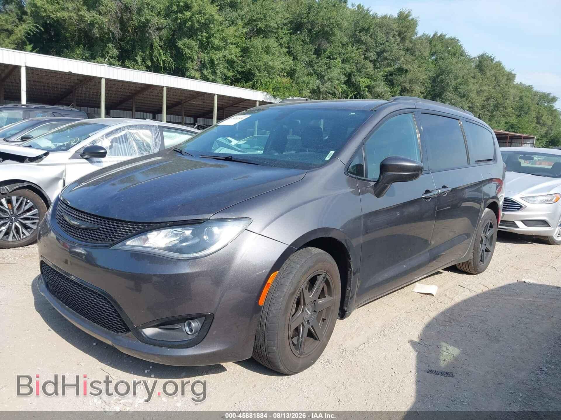 2018 CHRYSLER PACIFICA - VIN: 2C4RC1BG9JR261875 - Фото 2