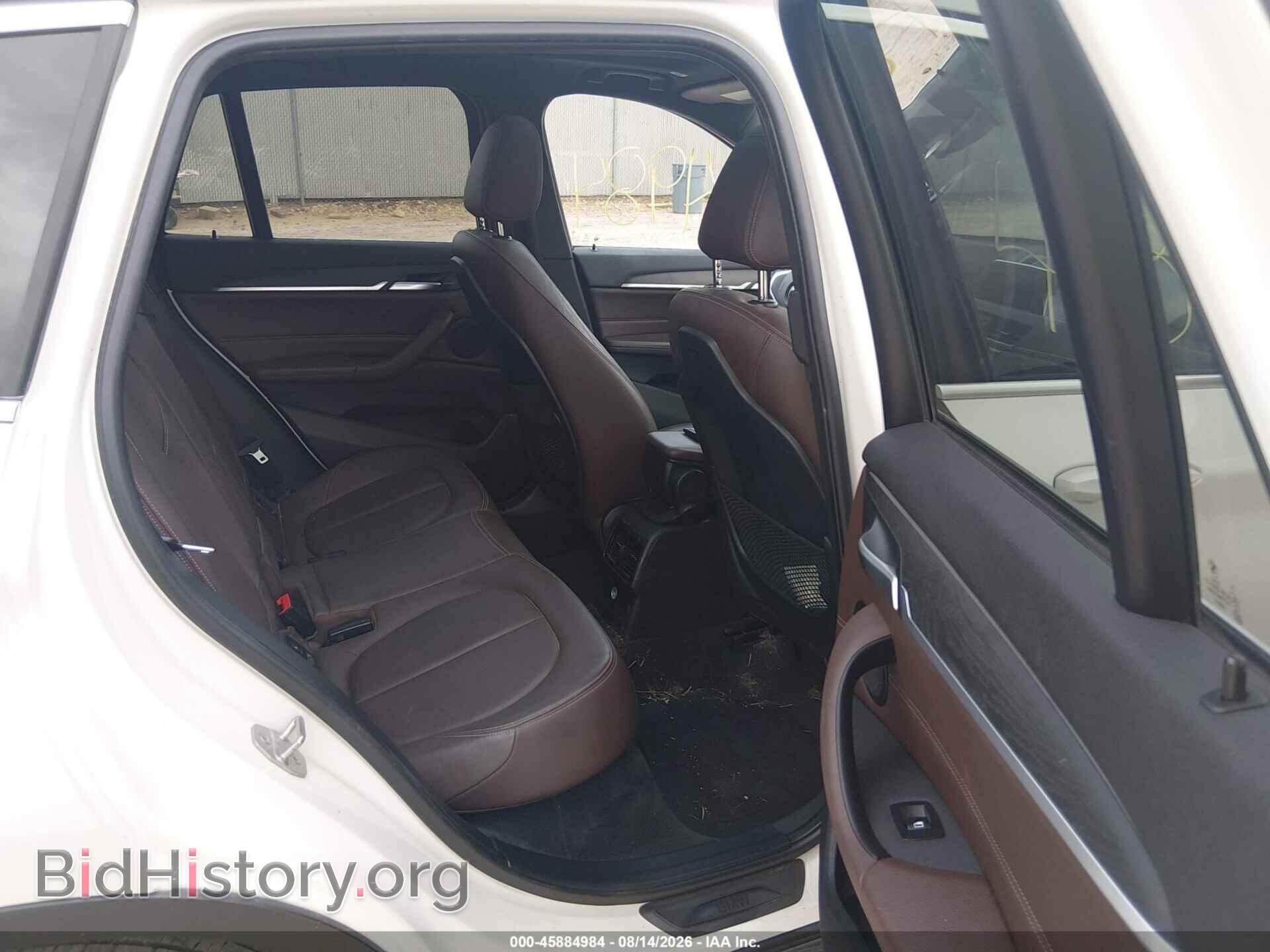 2016 BMW X1 - VIN: WBXHT3C35G5E48089 - Фото 8
