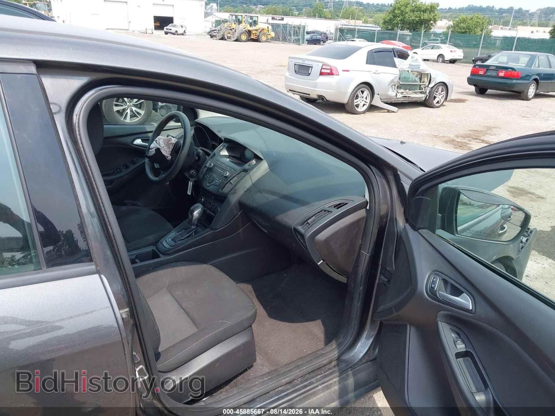 2018 FORD FOCUS - VIN: 1FADP3F22JL250210 - Photo 5