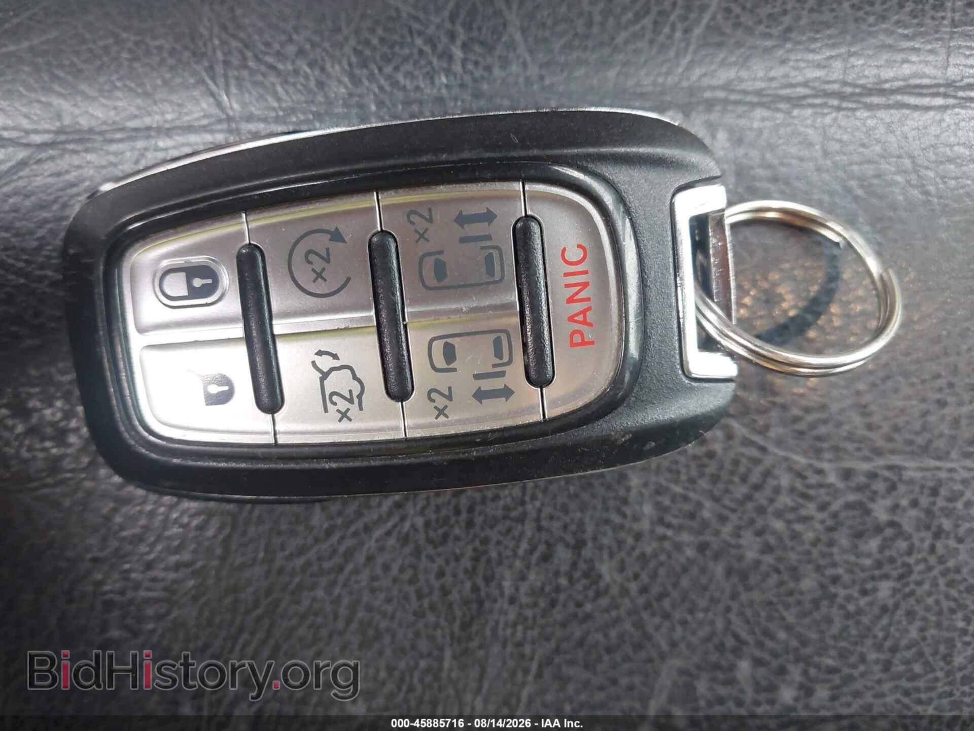 2018 CHRYSLER PACIFICA - VIN: 2C4RC1BGXJR217190 - Фото 11