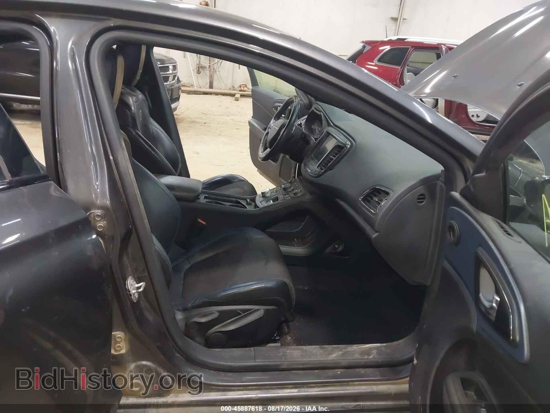 2016 CHRYSLER 200 - VIN: 1C3CCCBB2GN174416 - Photo 5