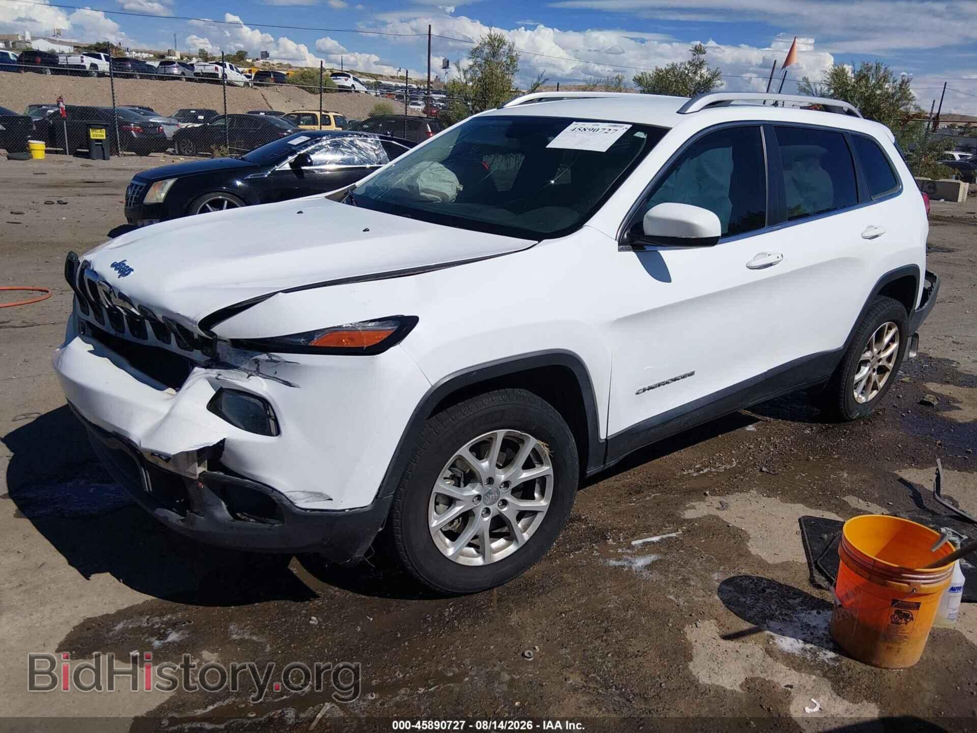2017 JEEP CHEROKEE - VIN: 1C4PJMCS3HD220303 - Photo 2