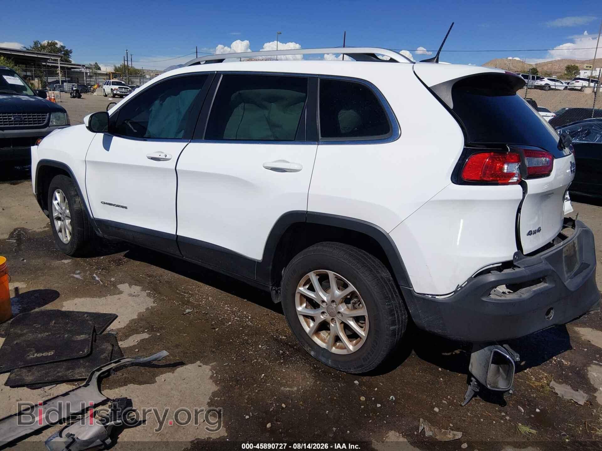 2017 JEEP CHEROKEE - VIN: 1C4PJMCS3HD220303 - Photo 3