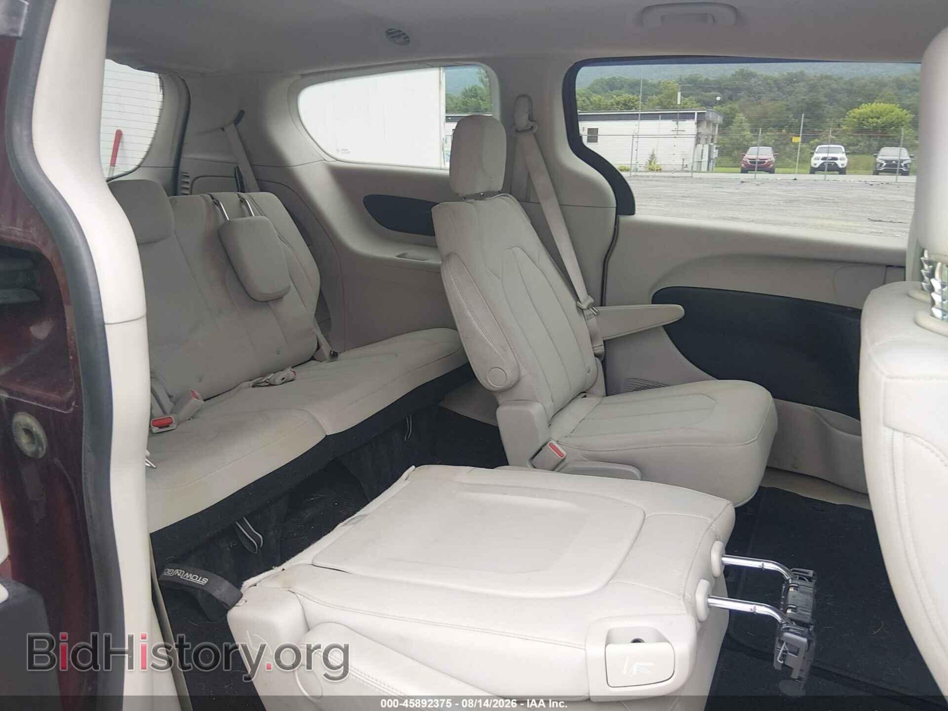 2017 CHRYSLER PACIFICA - VIN: 2C4RC1CG4HR657690 - Photo 8