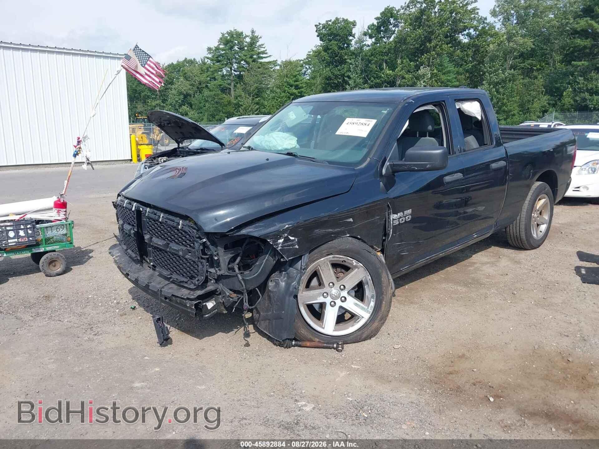 2018 RAM 1500 - VIN: 1C6RR7FG8JS264543 - Фото 2