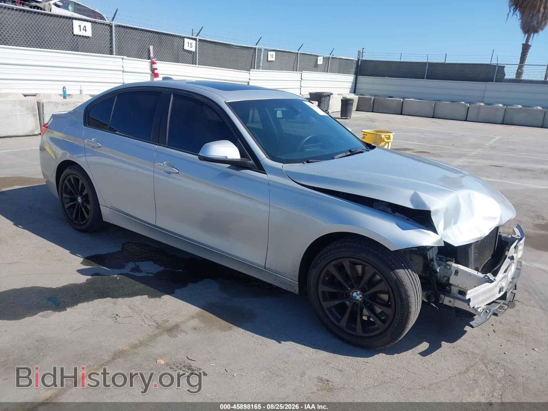 Фотография WBA8E5G50HNU41576 - BMW 320I 2017