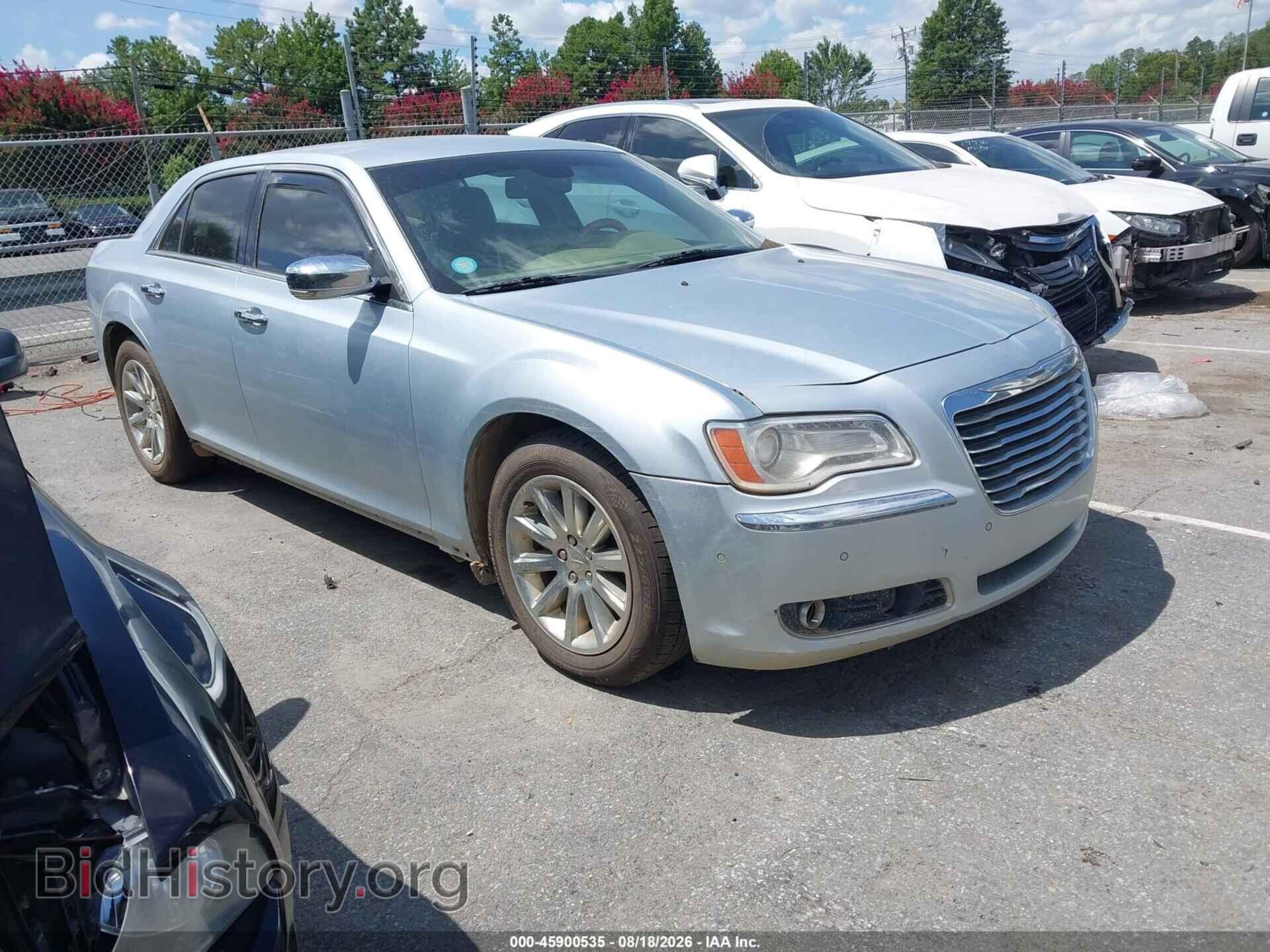 Фотография 2C3CCAEG2DH685317 - CHRYSLER 300C 2013