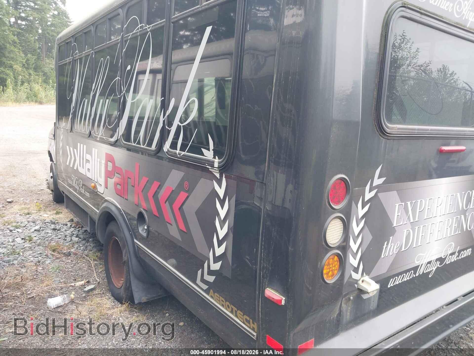 2011 FORD E-350 CUTAWAY - VIN: 1FDEE3FS7BDA14874 - Фото 3