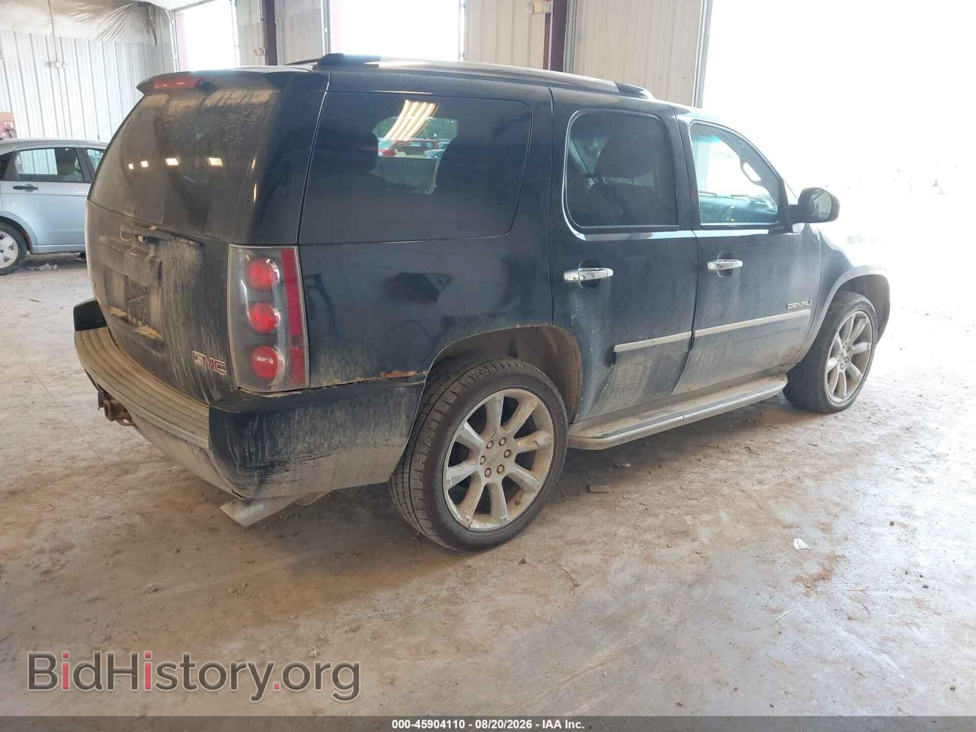 2011 GMC YUKON - VIN: 1GKS2EEF0BR251875 - Photo 4
