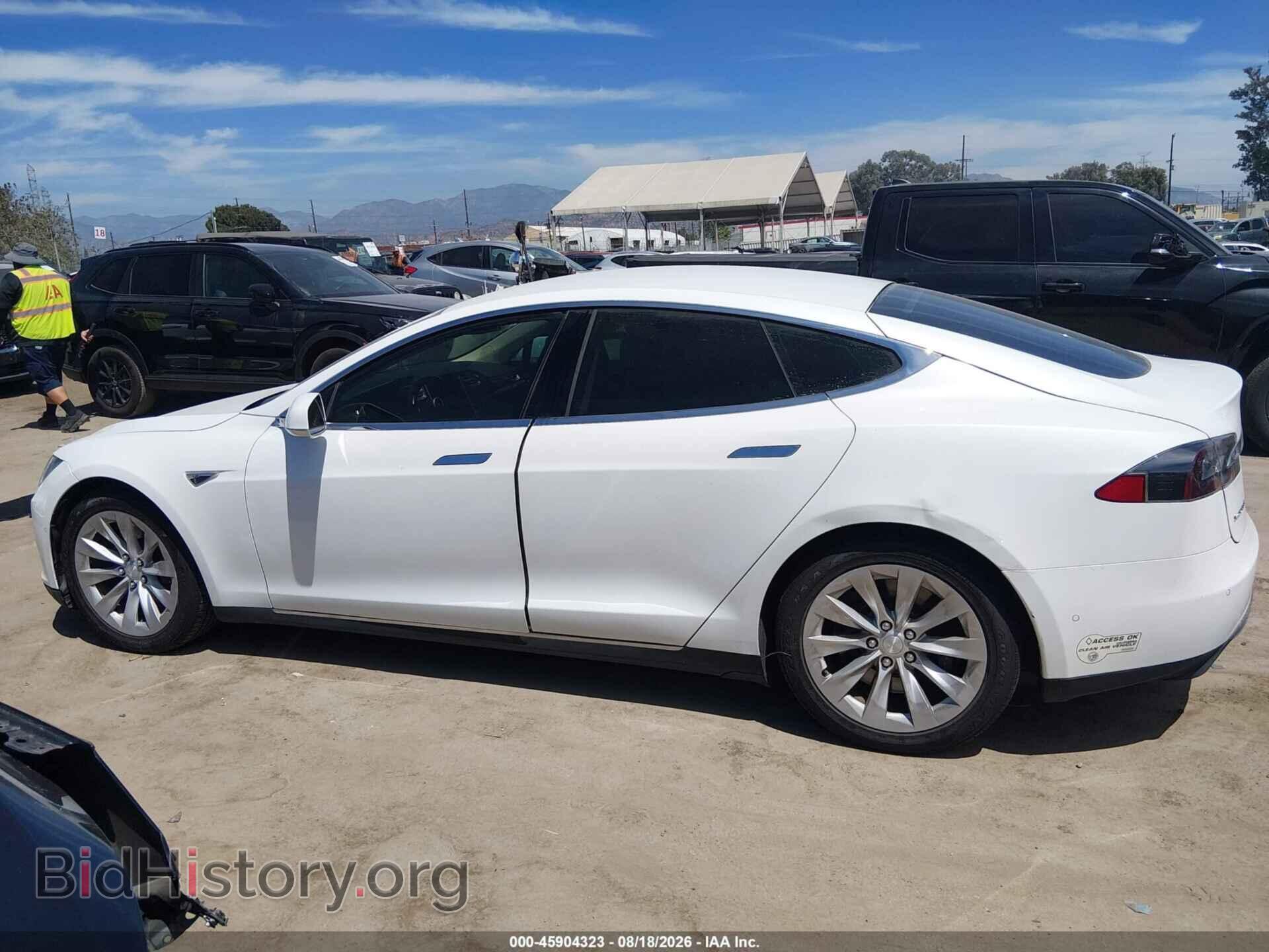 2014 TESLA MODEL S - VIN: 5YJSA1H14EFP52947 - Photo 13