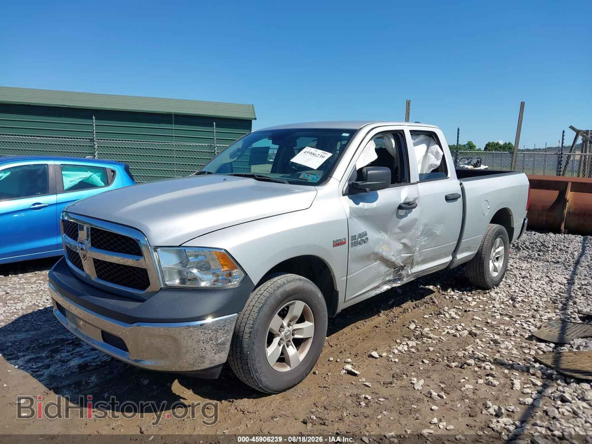 2018 RAM 1500 - VIN: 1C6RR7FT4JS327912 - Photo 2