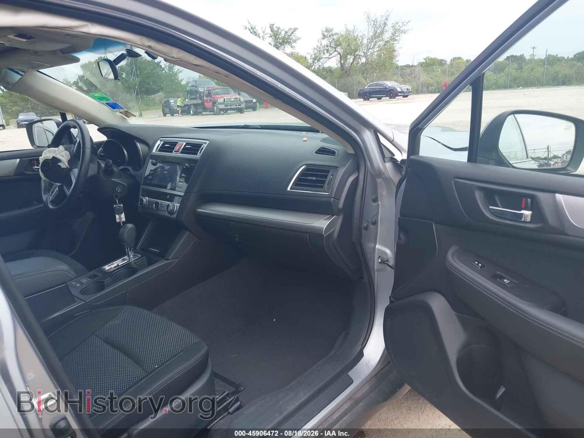 2017 SUBARU OUTBACK - VIN: 4S4BSACC8H3396182 - Фото 5