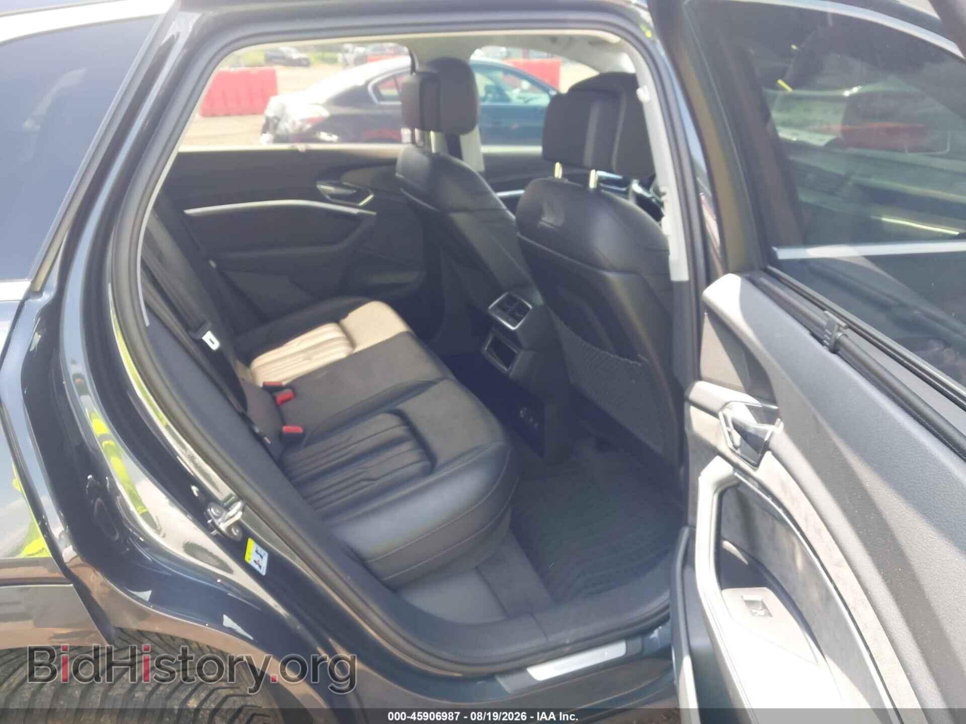 2019 AUDI E-TRON - VIN: WA1VAAGE5KB024967 - Photo 8