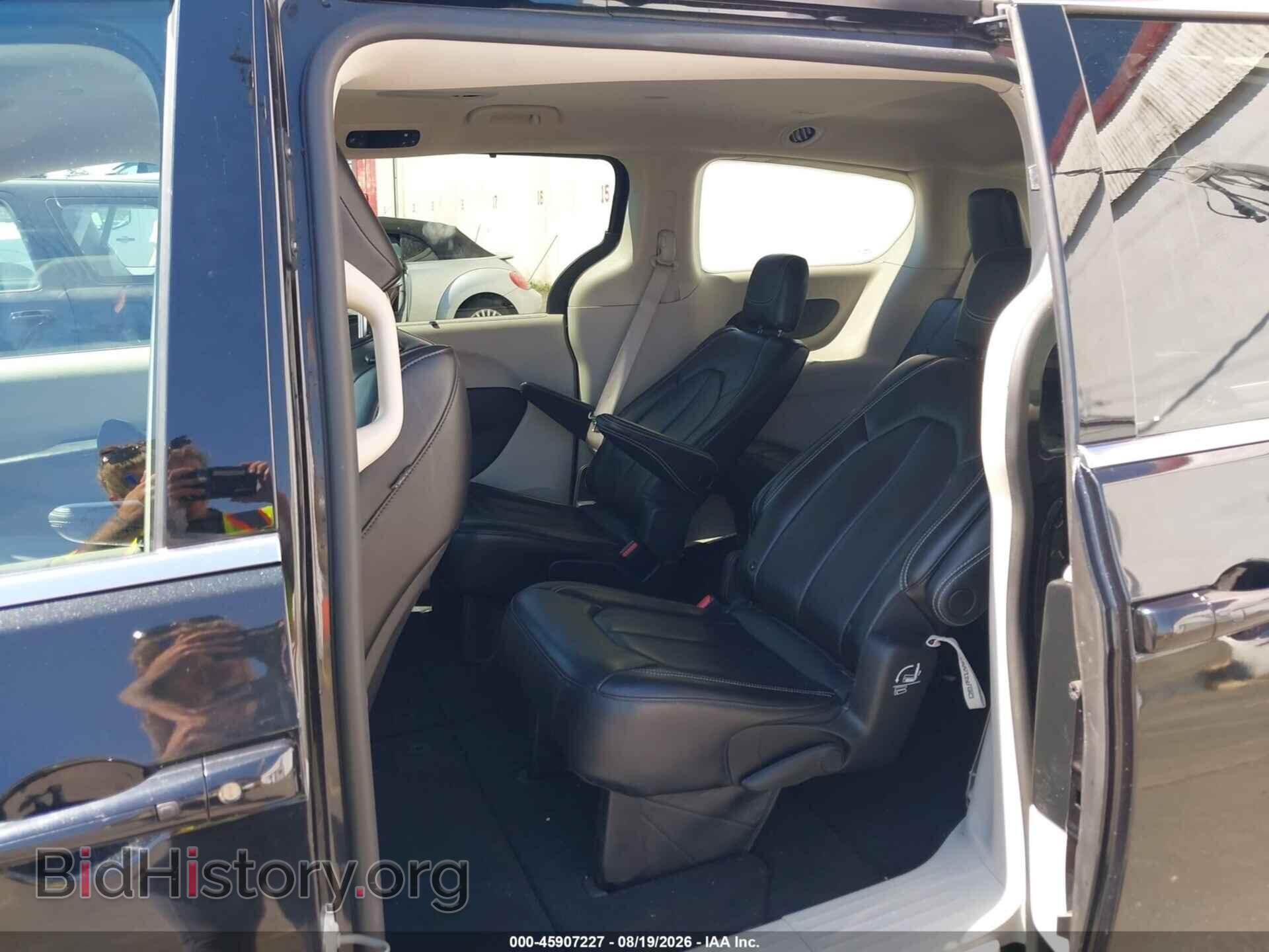 2023 CHRYSLER PACIFICA - VIN: 2C4RC1BG9PR535228 - Photo 8