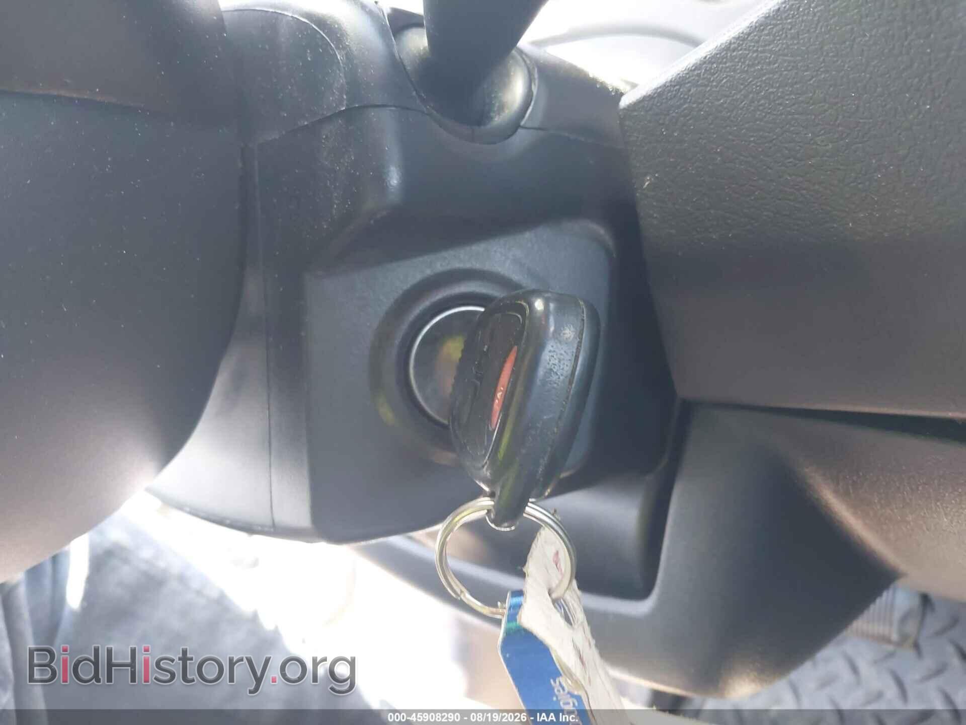 2015 JEEP COMPASS - VIN: 1C4NJDEBXFD395911 - Photo 11