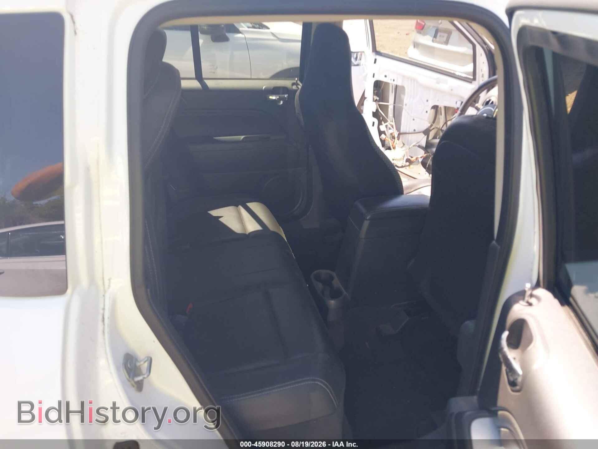 2015 JEEP COMPASS - VIN: 1C4NJDEBXFD395911 - Photo 8
