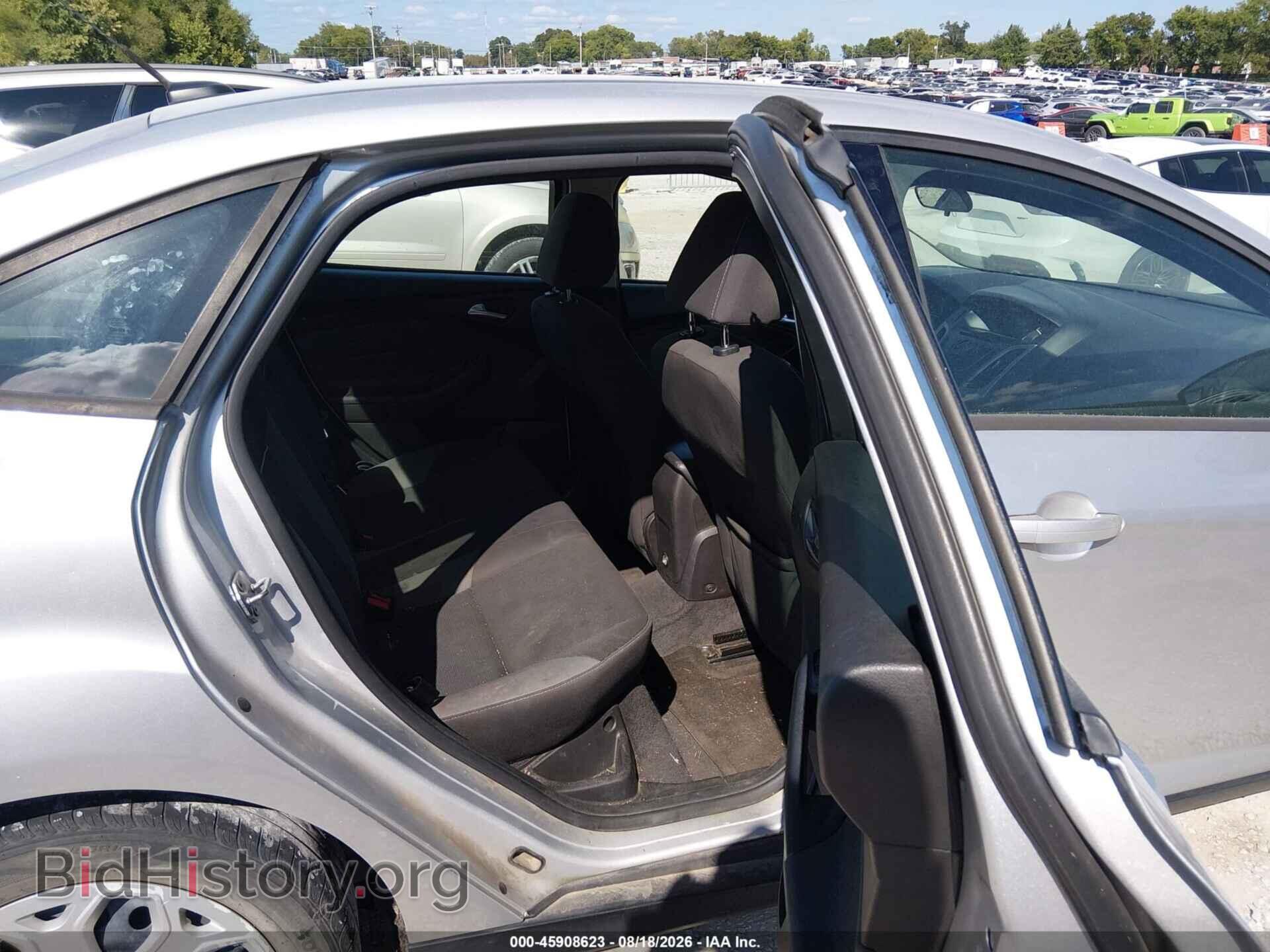 2012 FORD FOCUS - VIN: 1FAHP3F22CL418903 - Фото 8