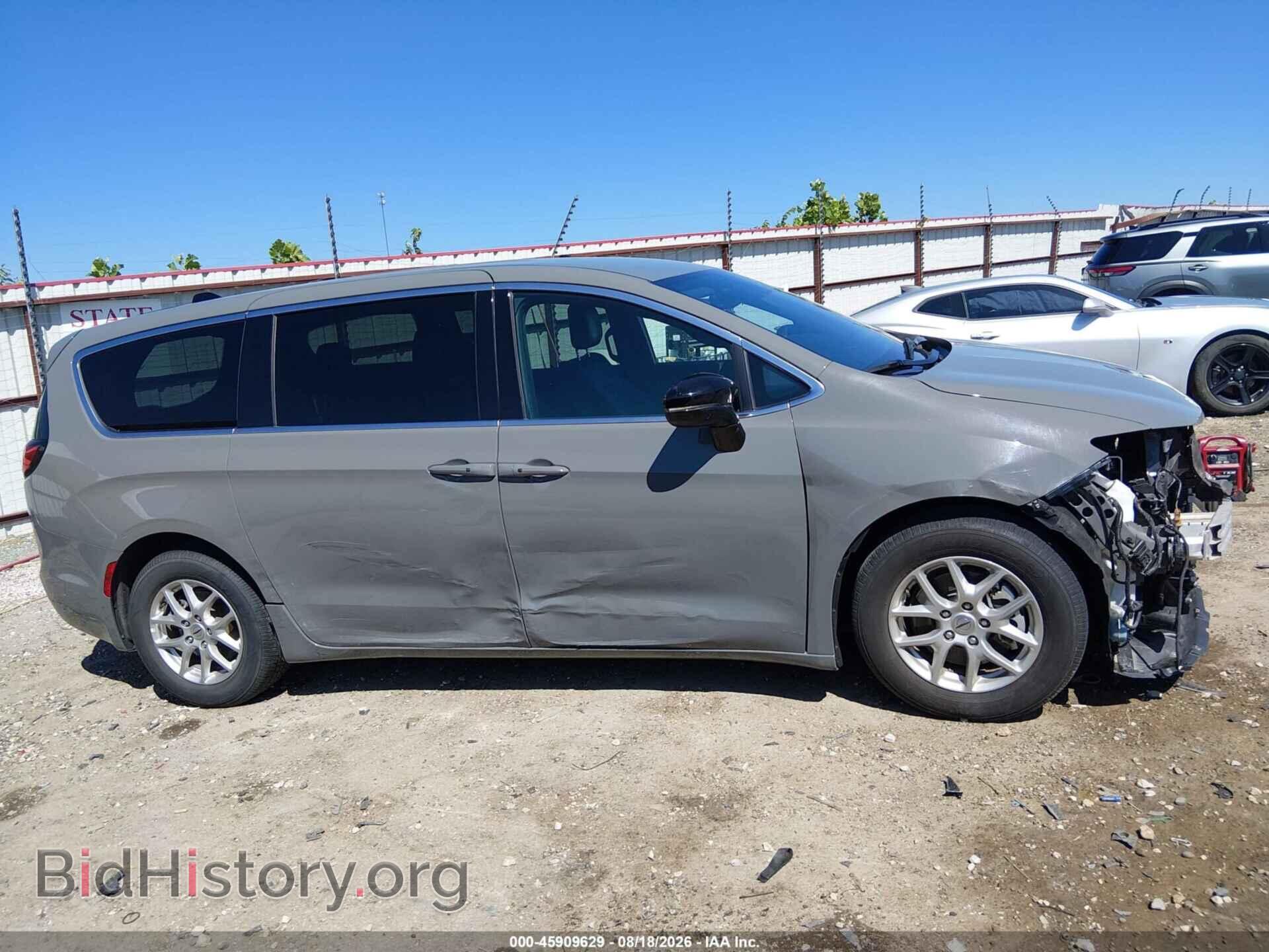 2025 CHRYSLER PACIFICA - VIN: 2C4RC1BG6SR553548 - Photo 14