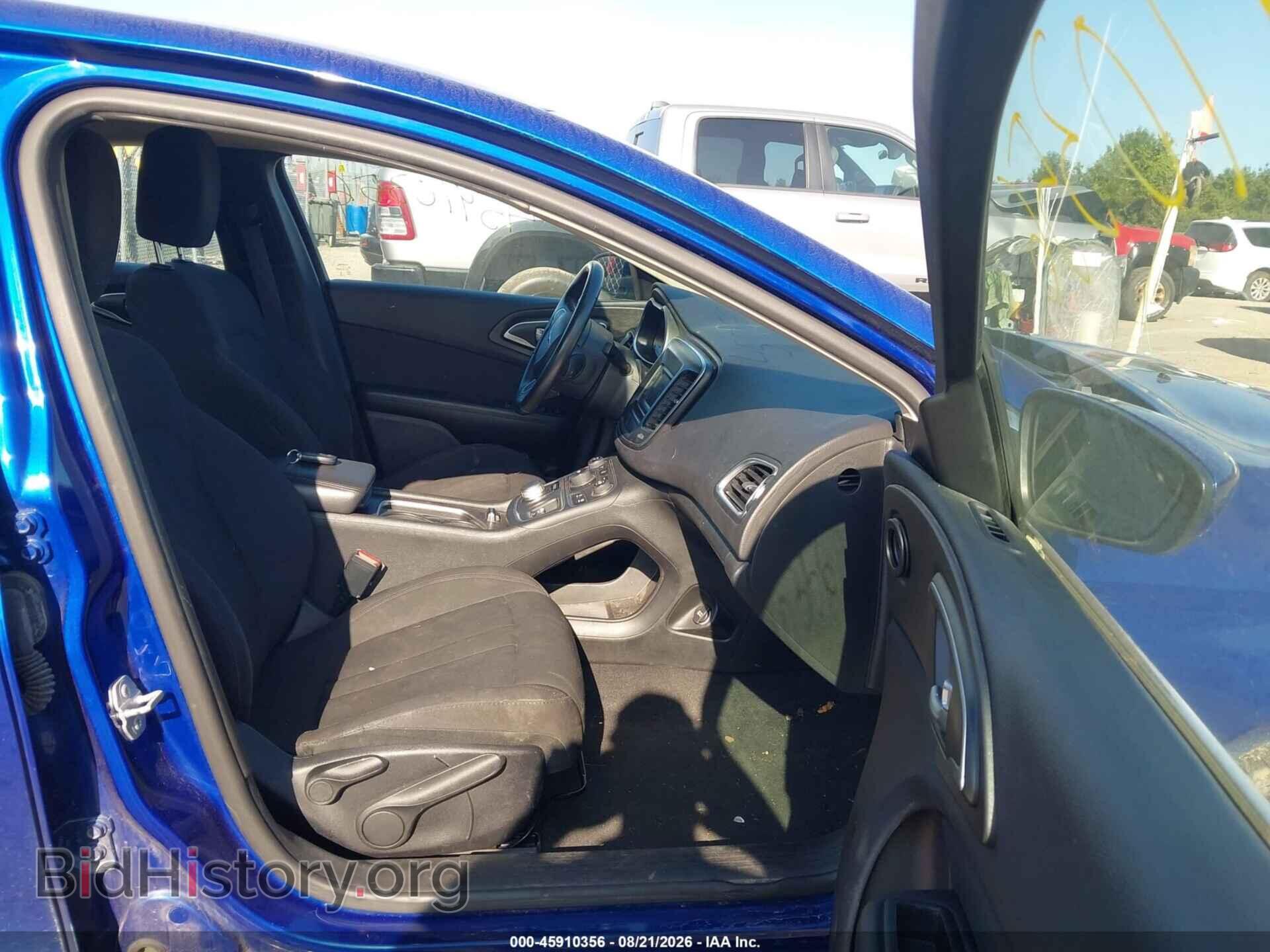 2016 CHRYSLER 200 - VIN: 1C3CCCAB2GN153521 - Photo 5