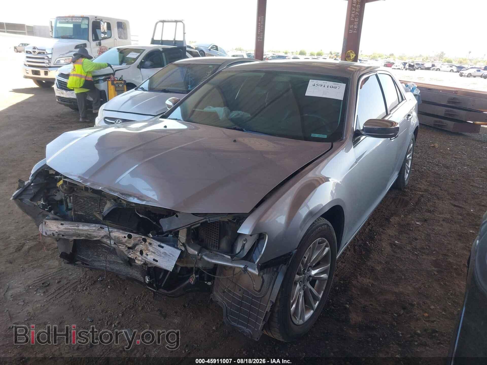 2017 CHRYSLER 300C - VIN: 2C3CCAEG7HH663223 - Photo 2