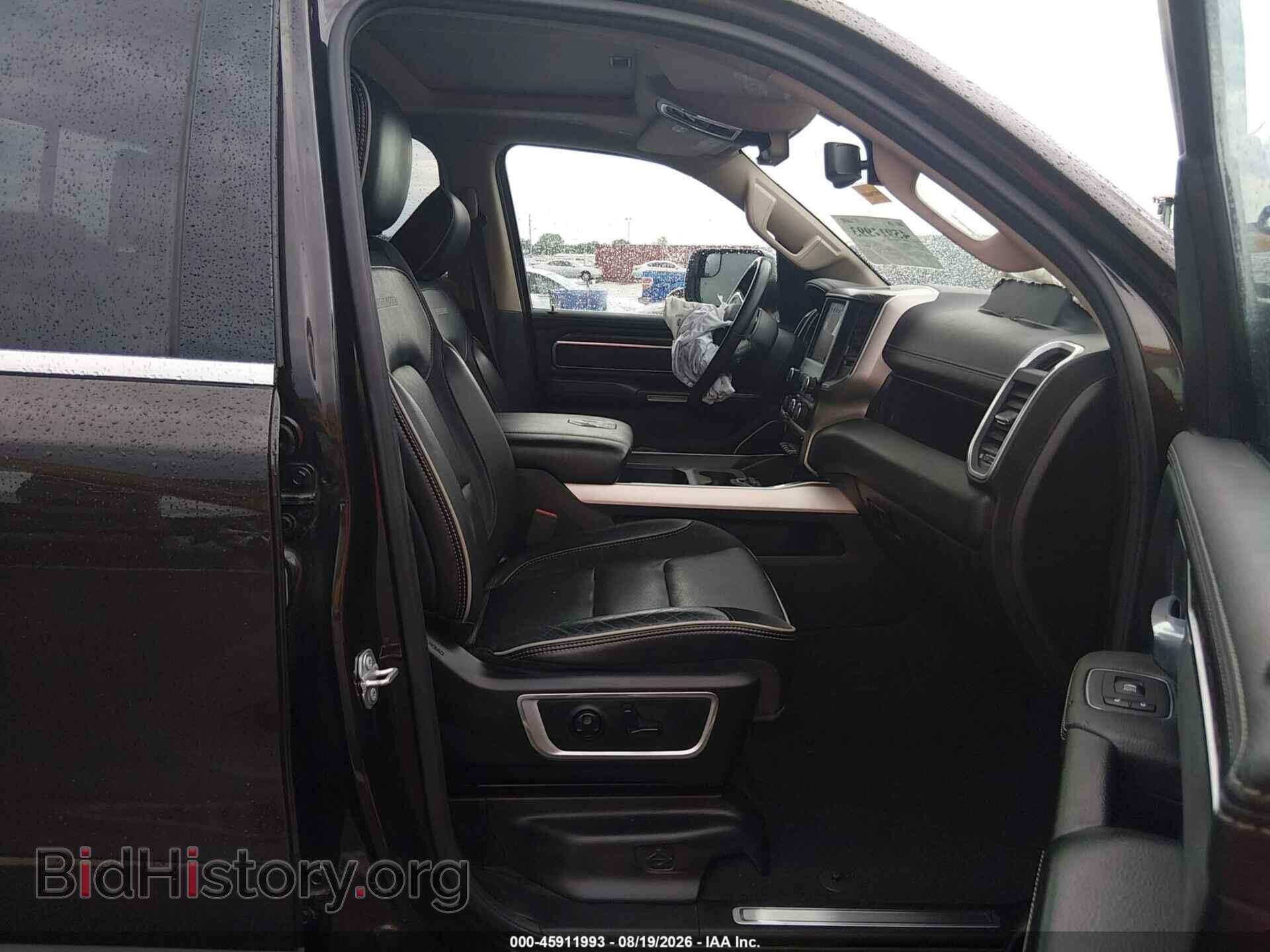 2019 RAM 1500 - VIN: 1C6SRFDT2KN675125 - Фото 5