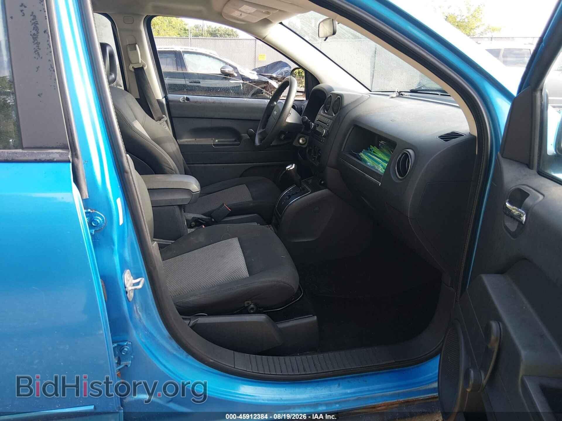 2009 JEEP COMPASS - VIN: 1J4FT47B49D102563 - Photo 5